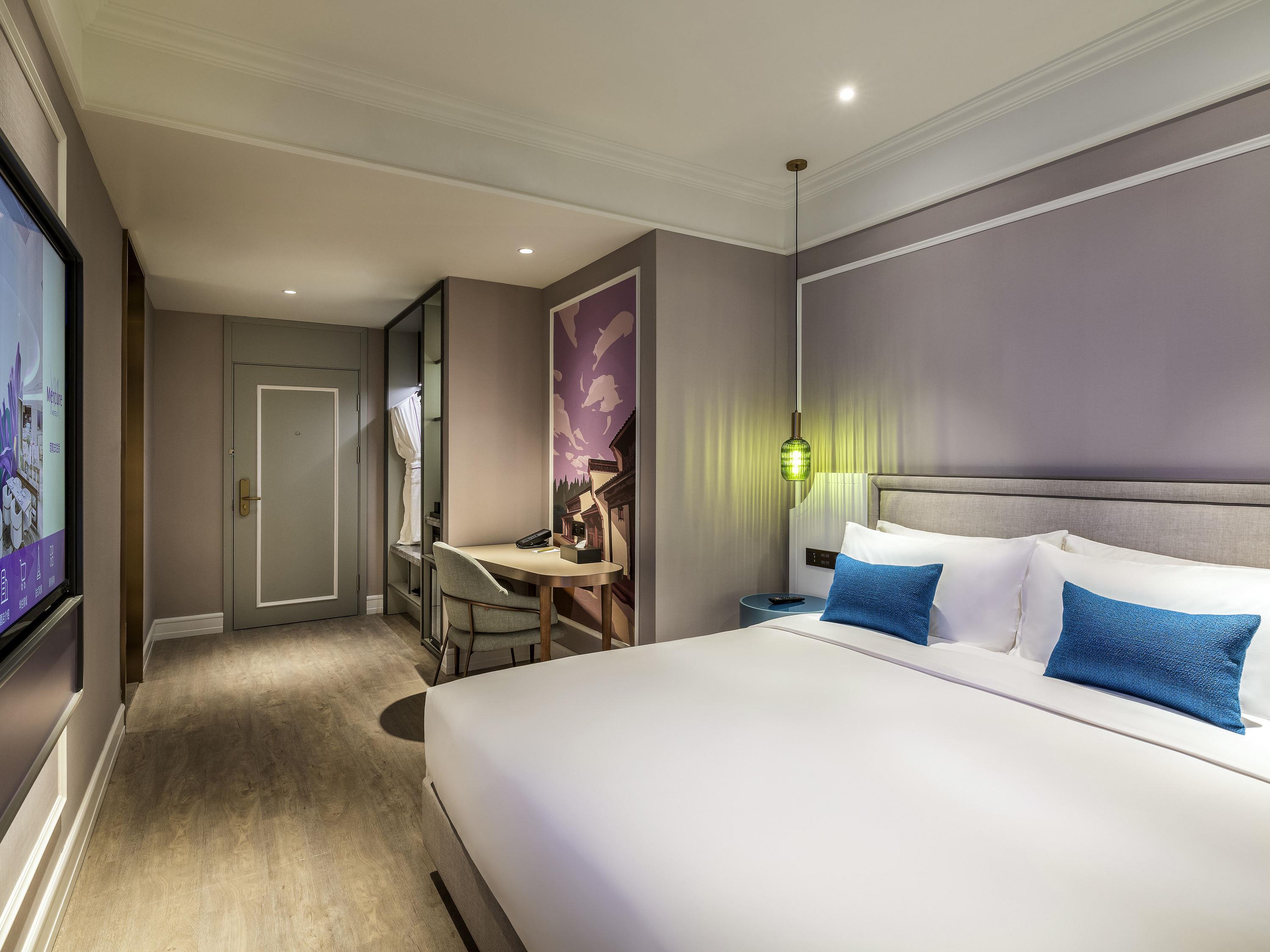 Double King Size Bed