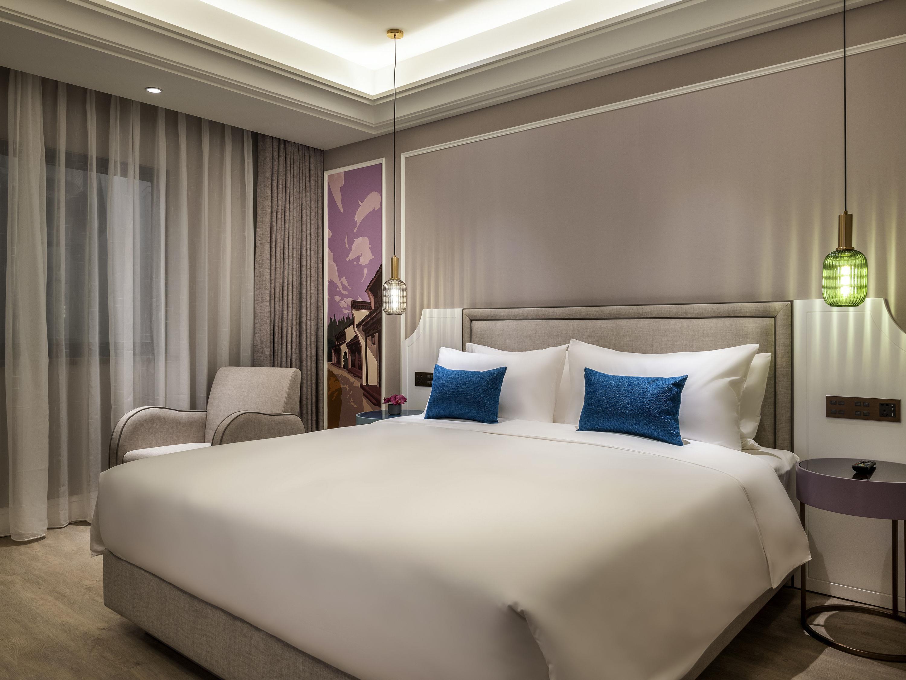 Double Classic King Bed