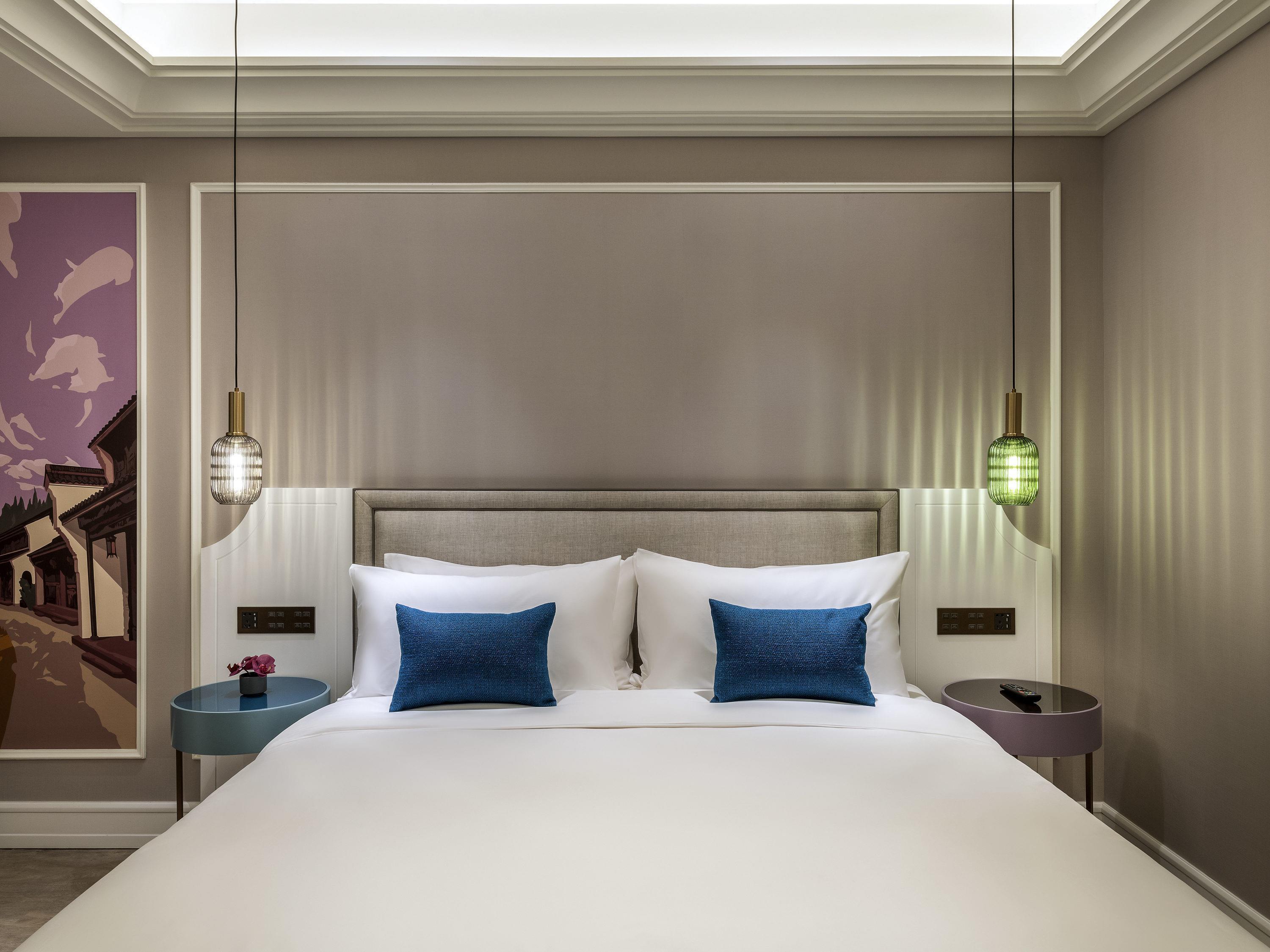 Double Classic King Bed