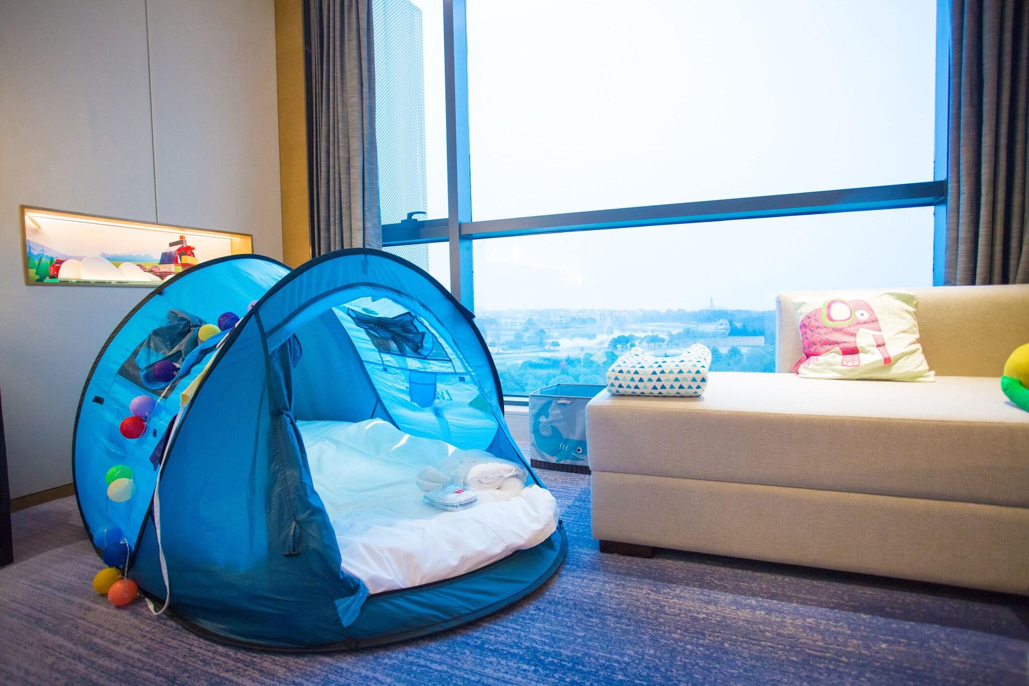 Double King Size Bed