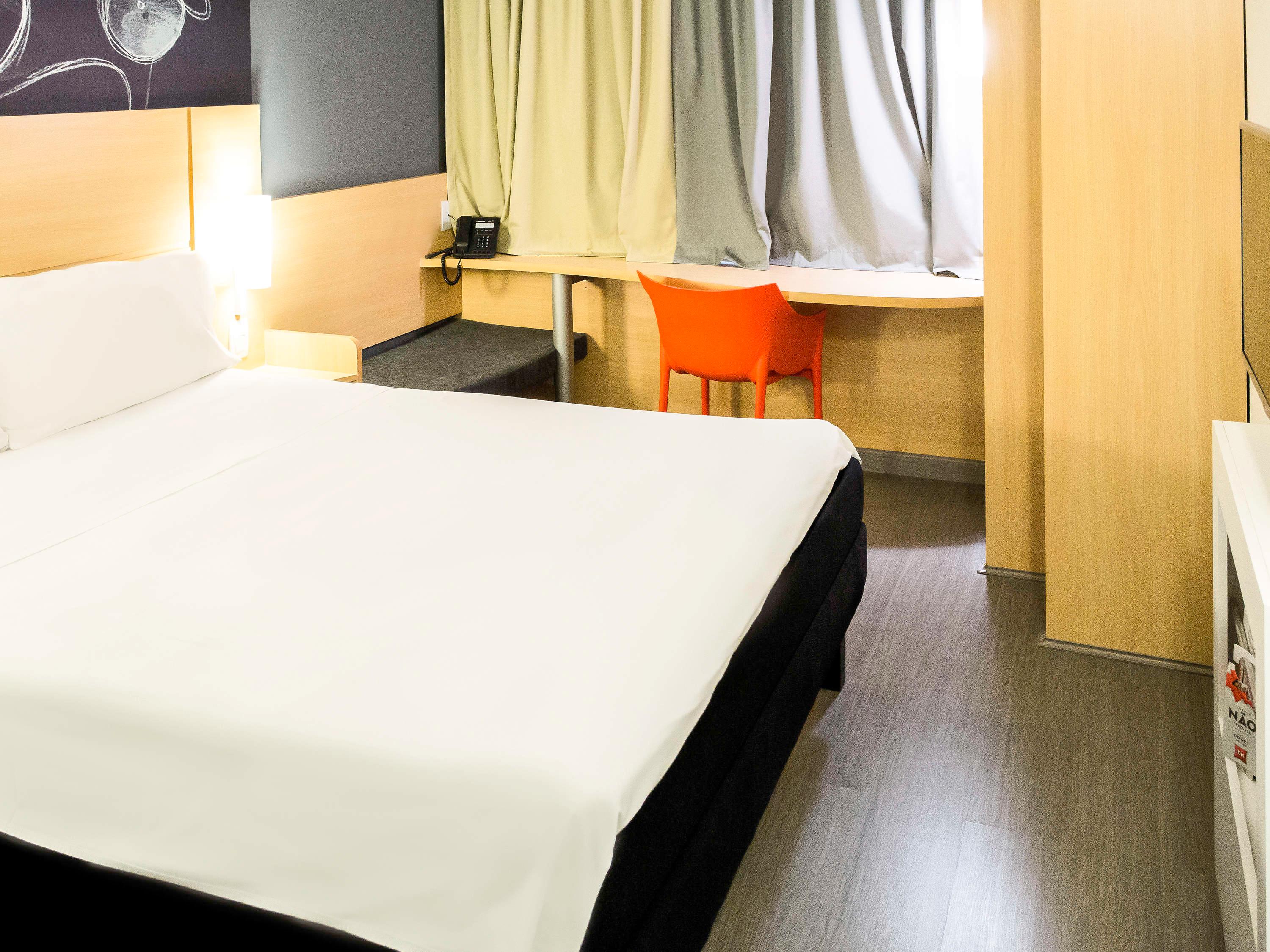 Double Superior Queen Bed