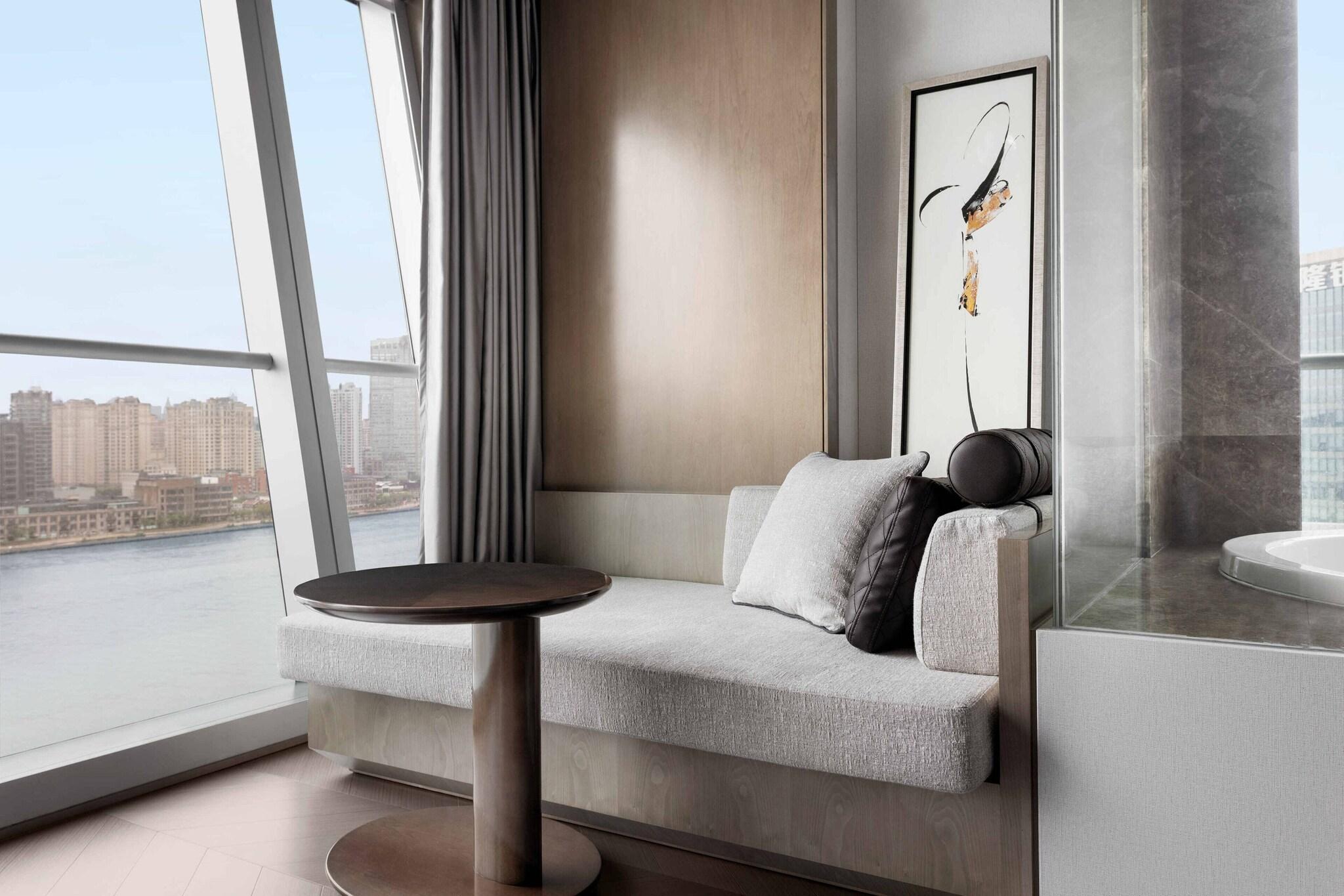 Double Executive King Bed