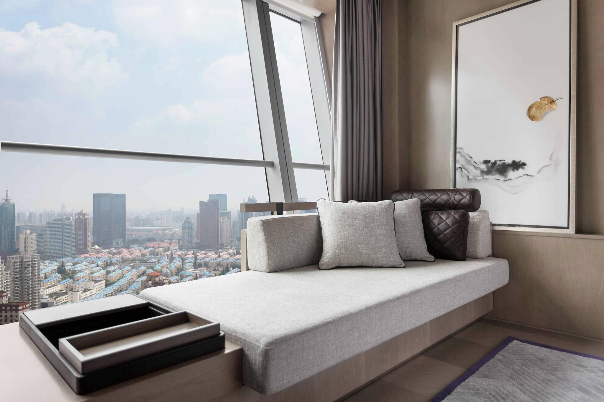 Double City View King Bed