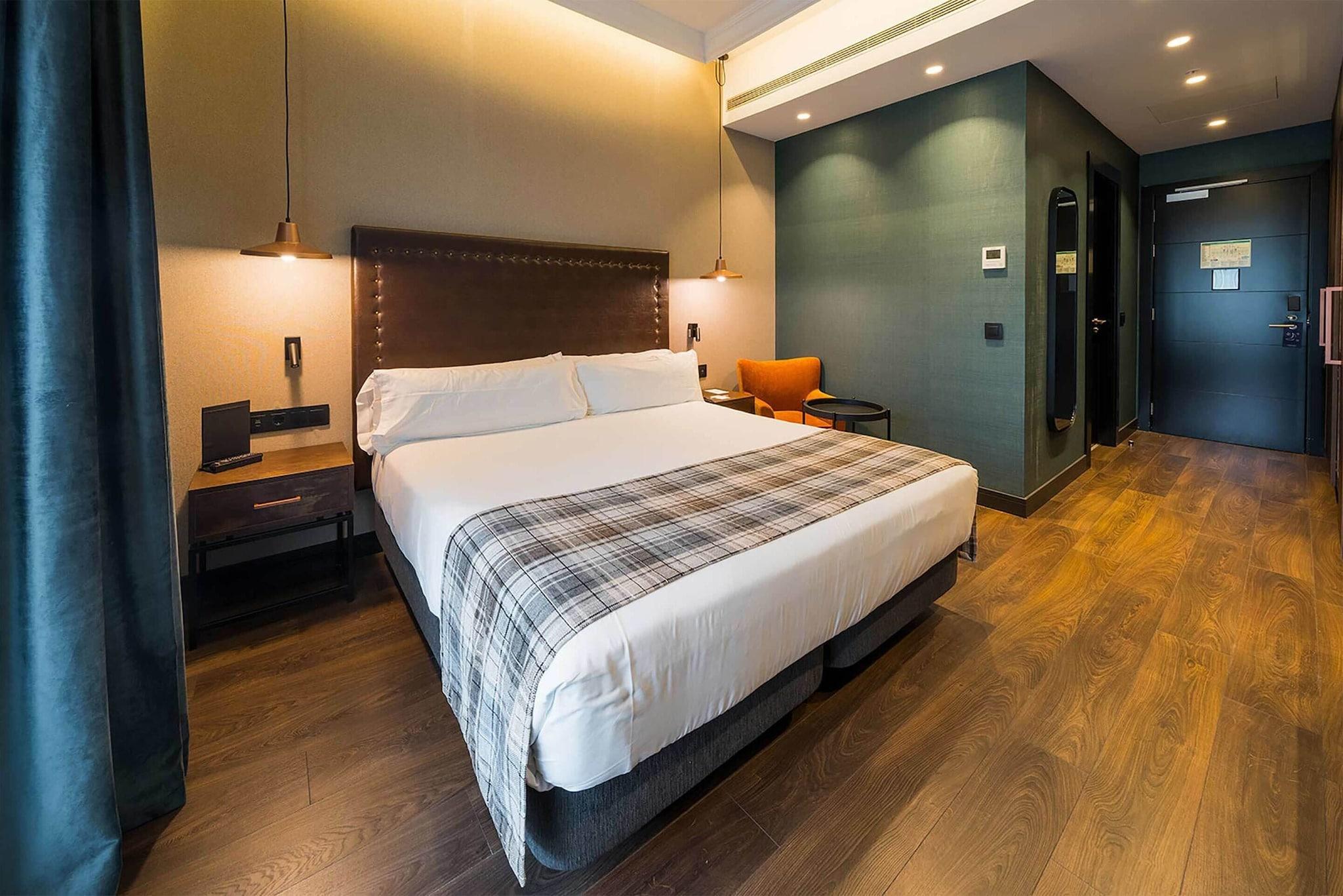 Double Single with Double Bed