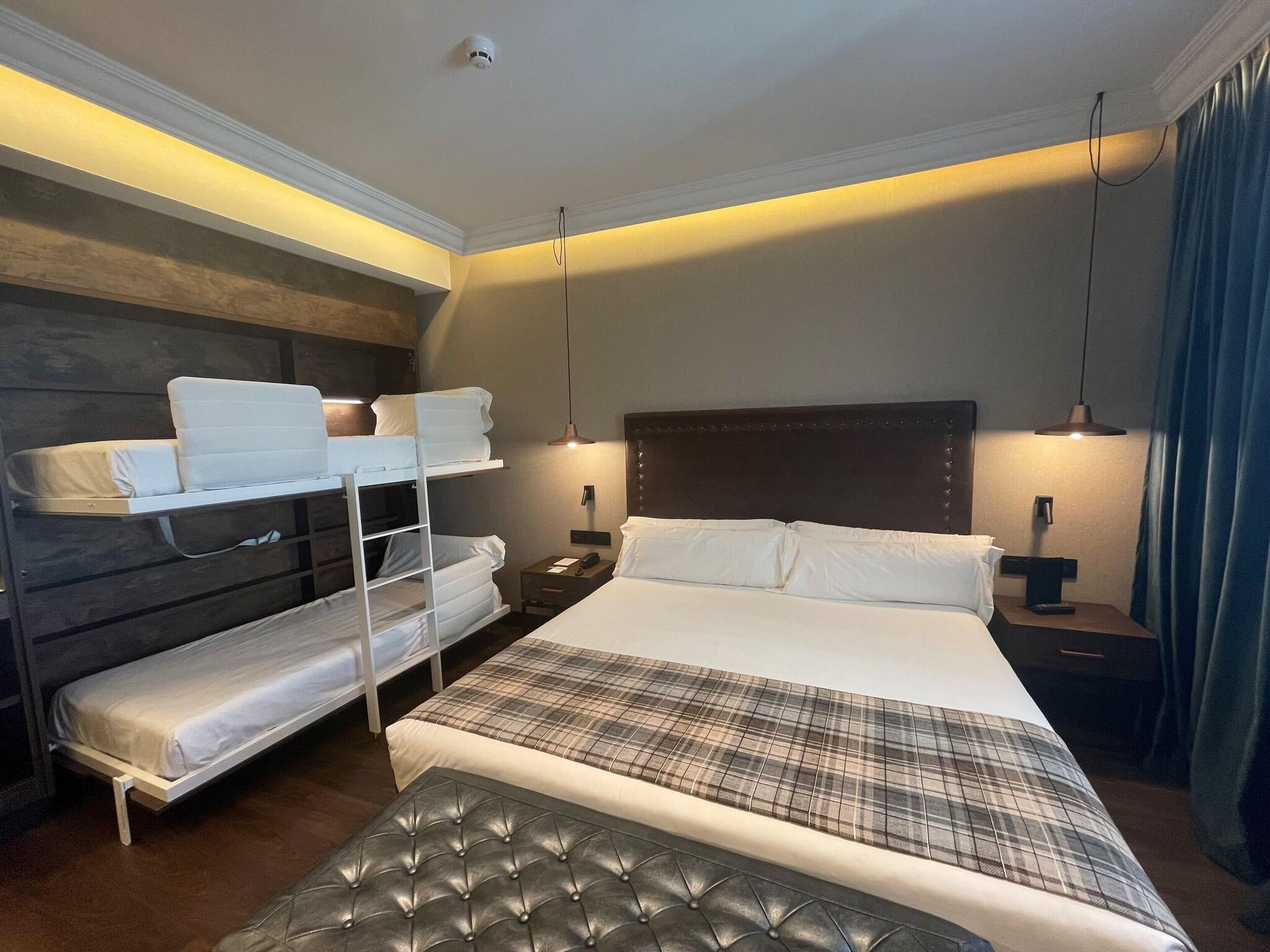 Family Room Queen Size Bed