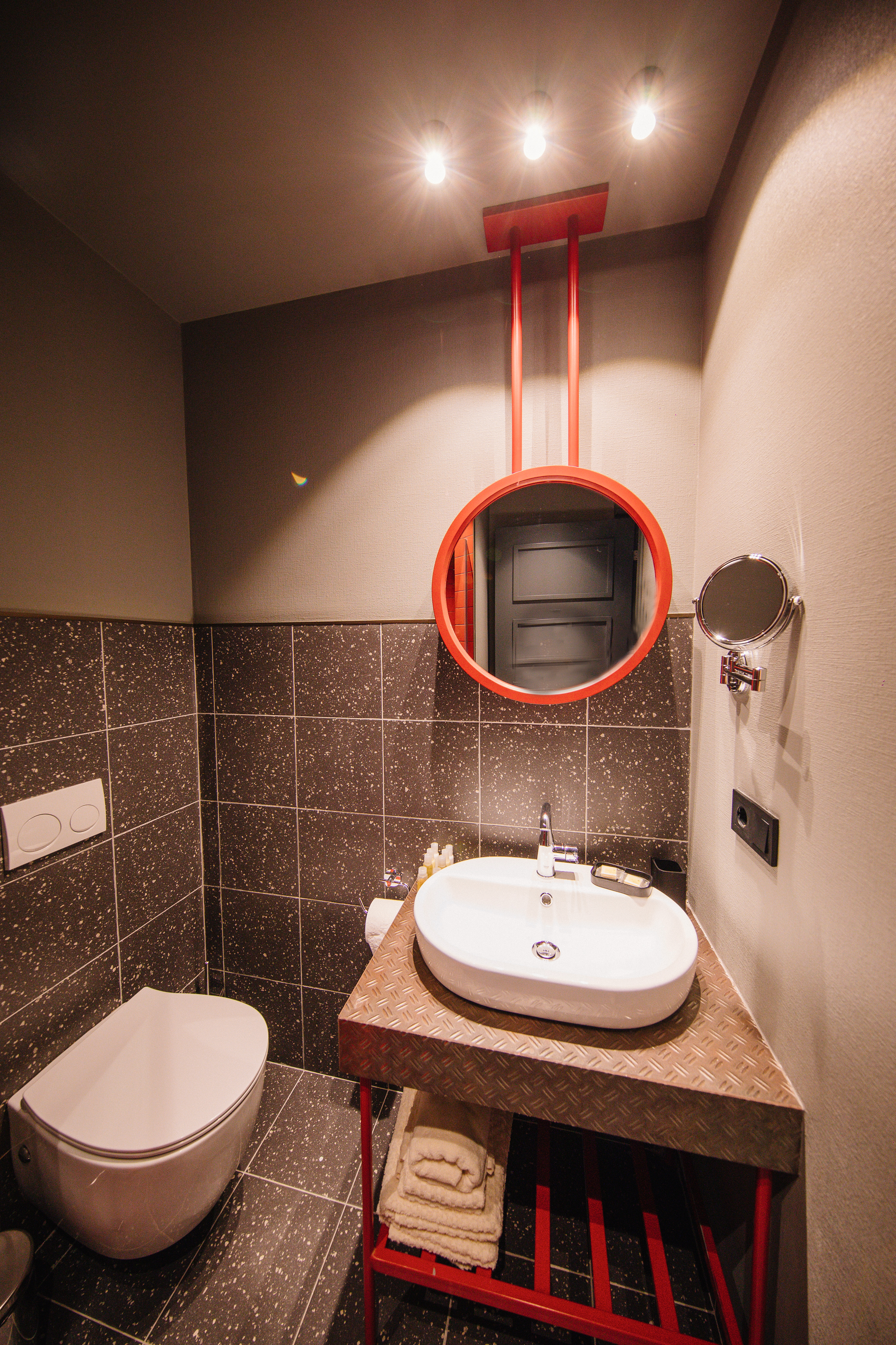 Double or Twin City View Two Beds