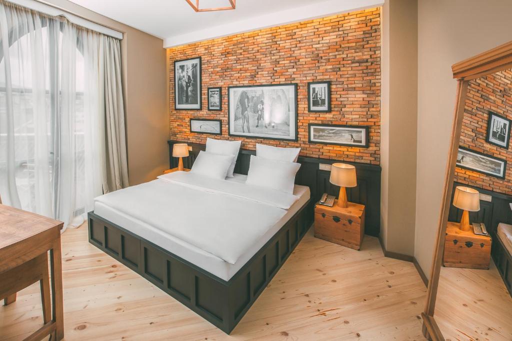 Double or Twin Superior