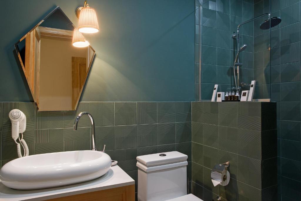 Double or Twin Superior