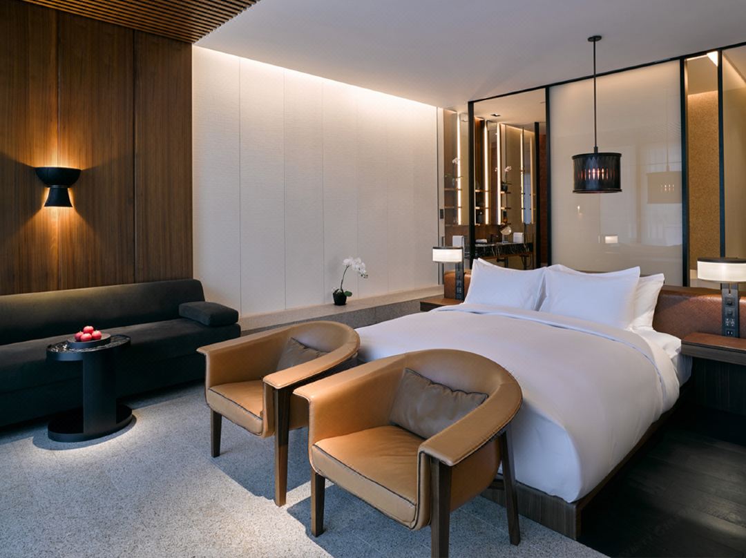 Studio King Size Bed