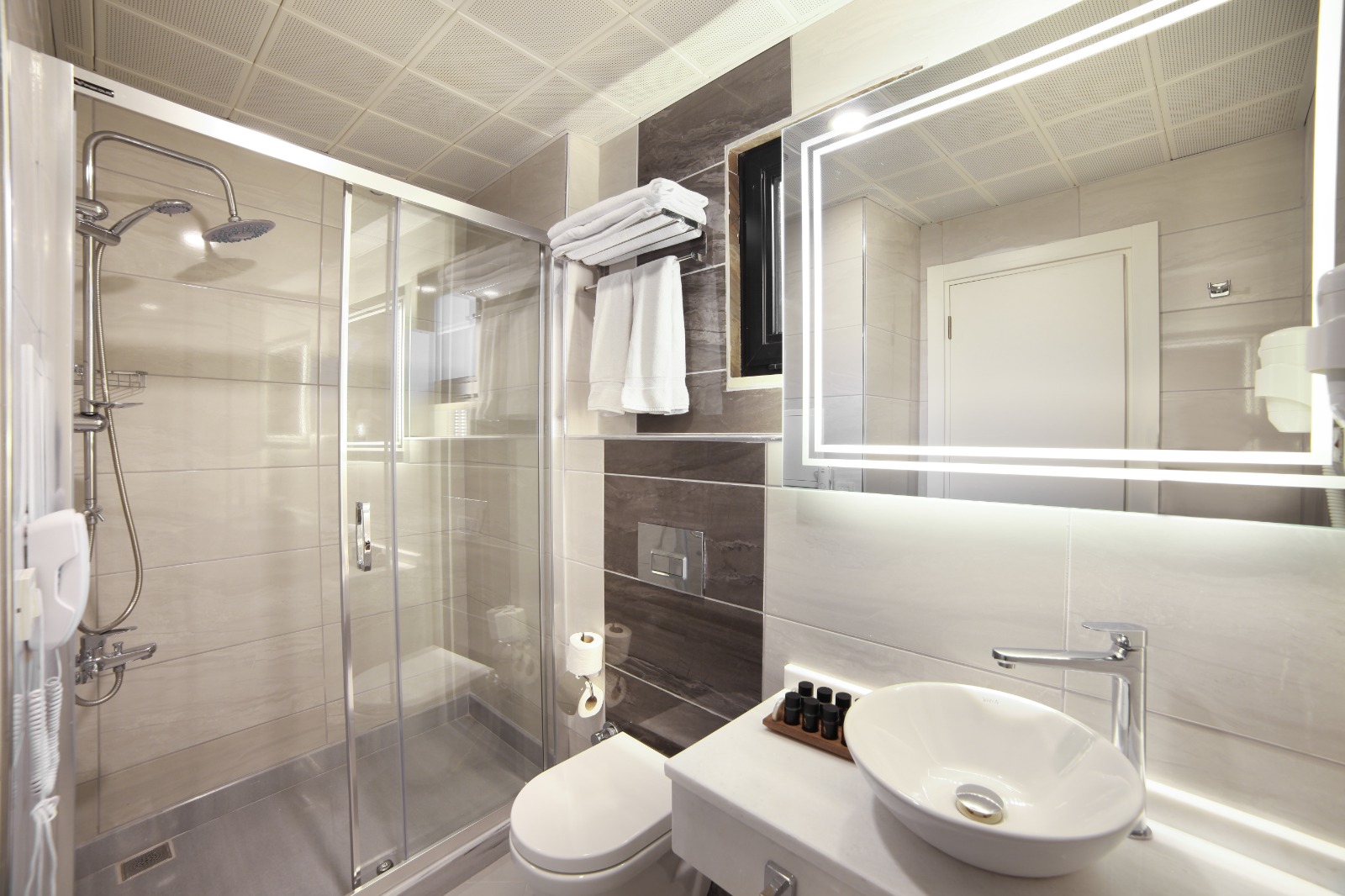 Double or Twin Standard