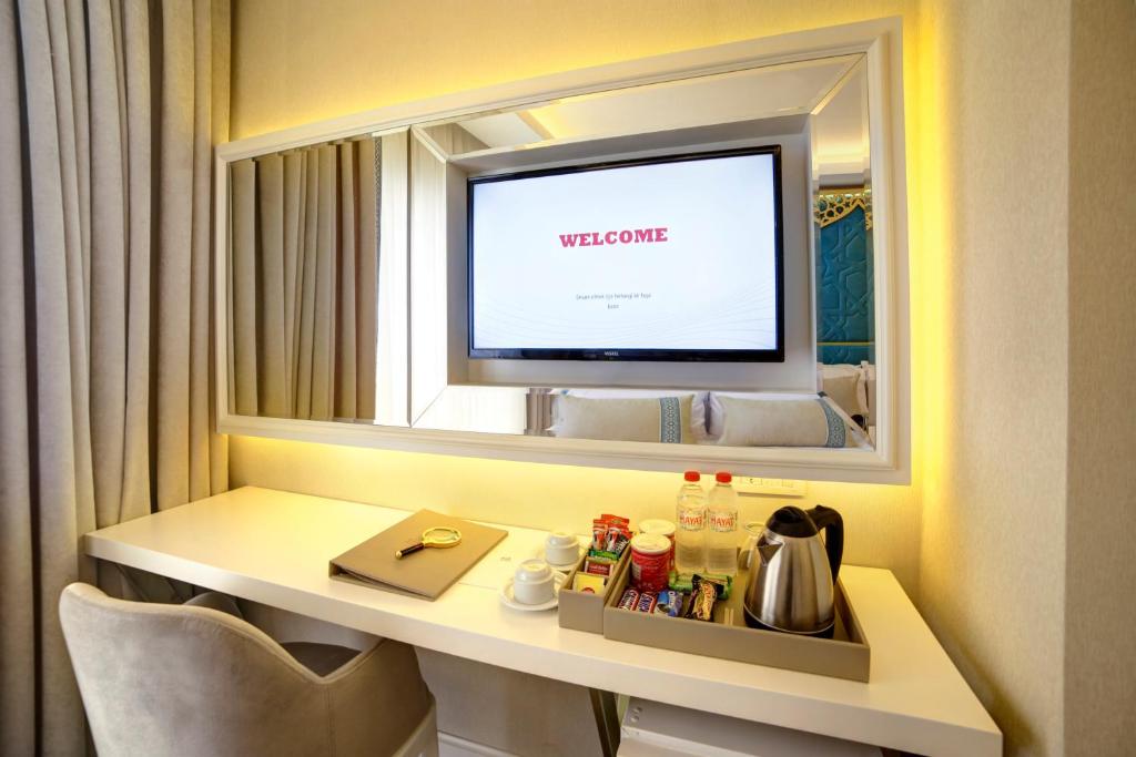 Double or Twin Standard