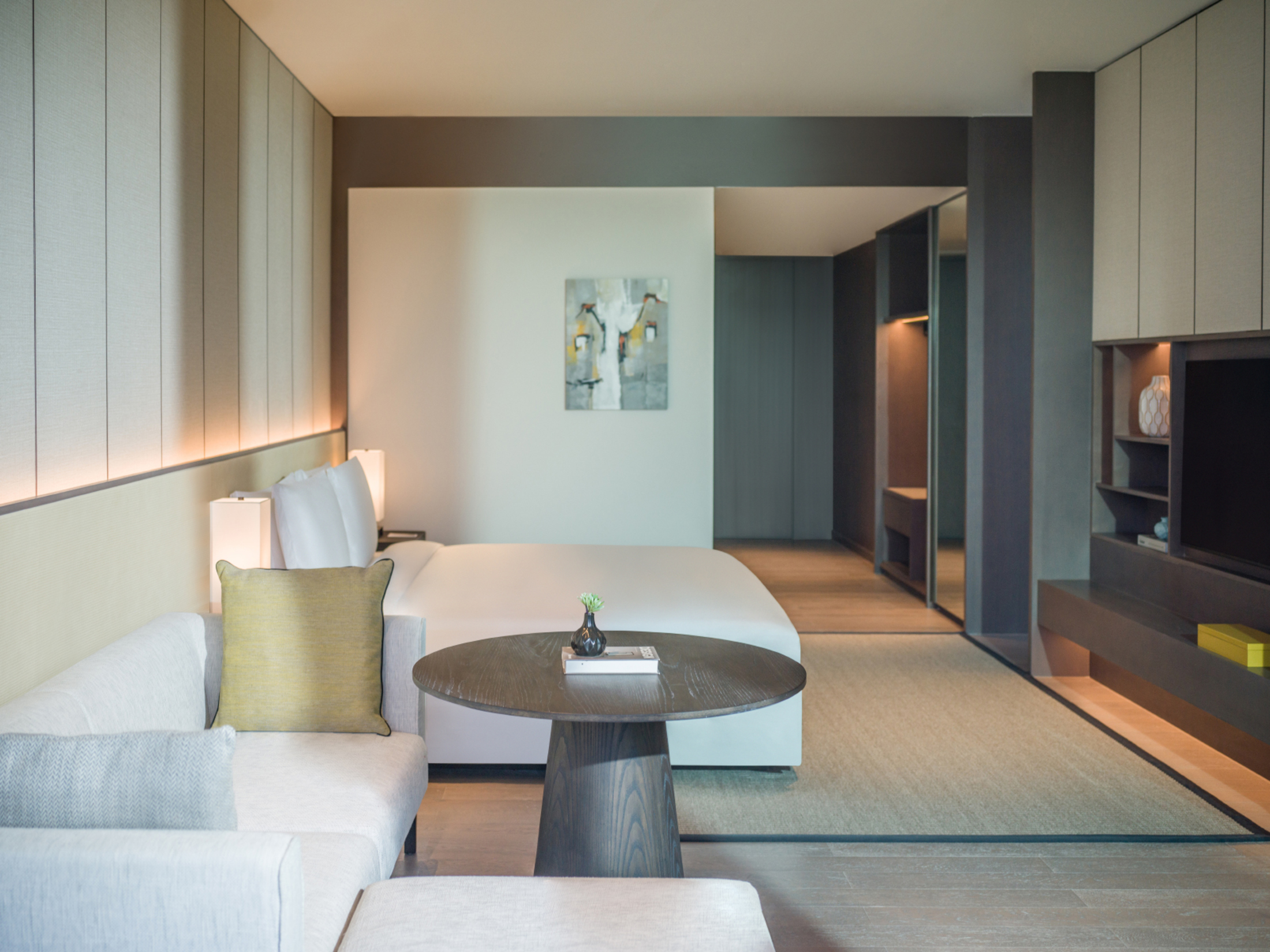 Double Deluxe King Bed