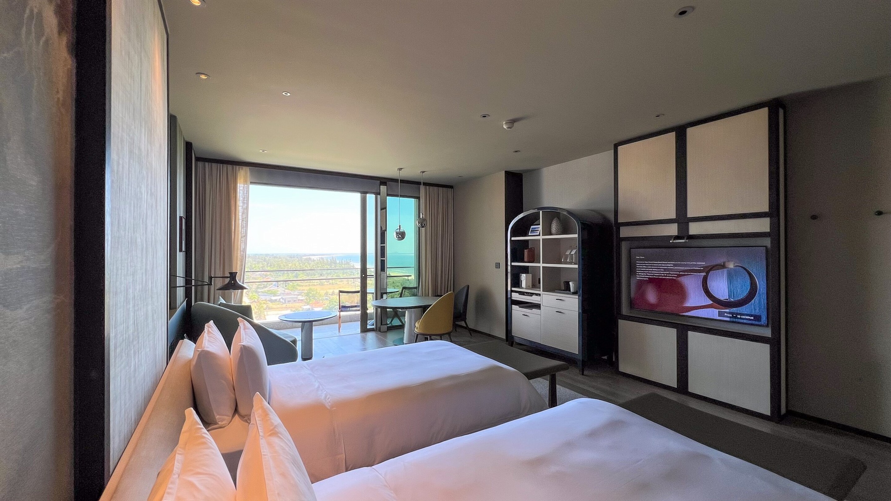 Twin Deluxe Ocean View