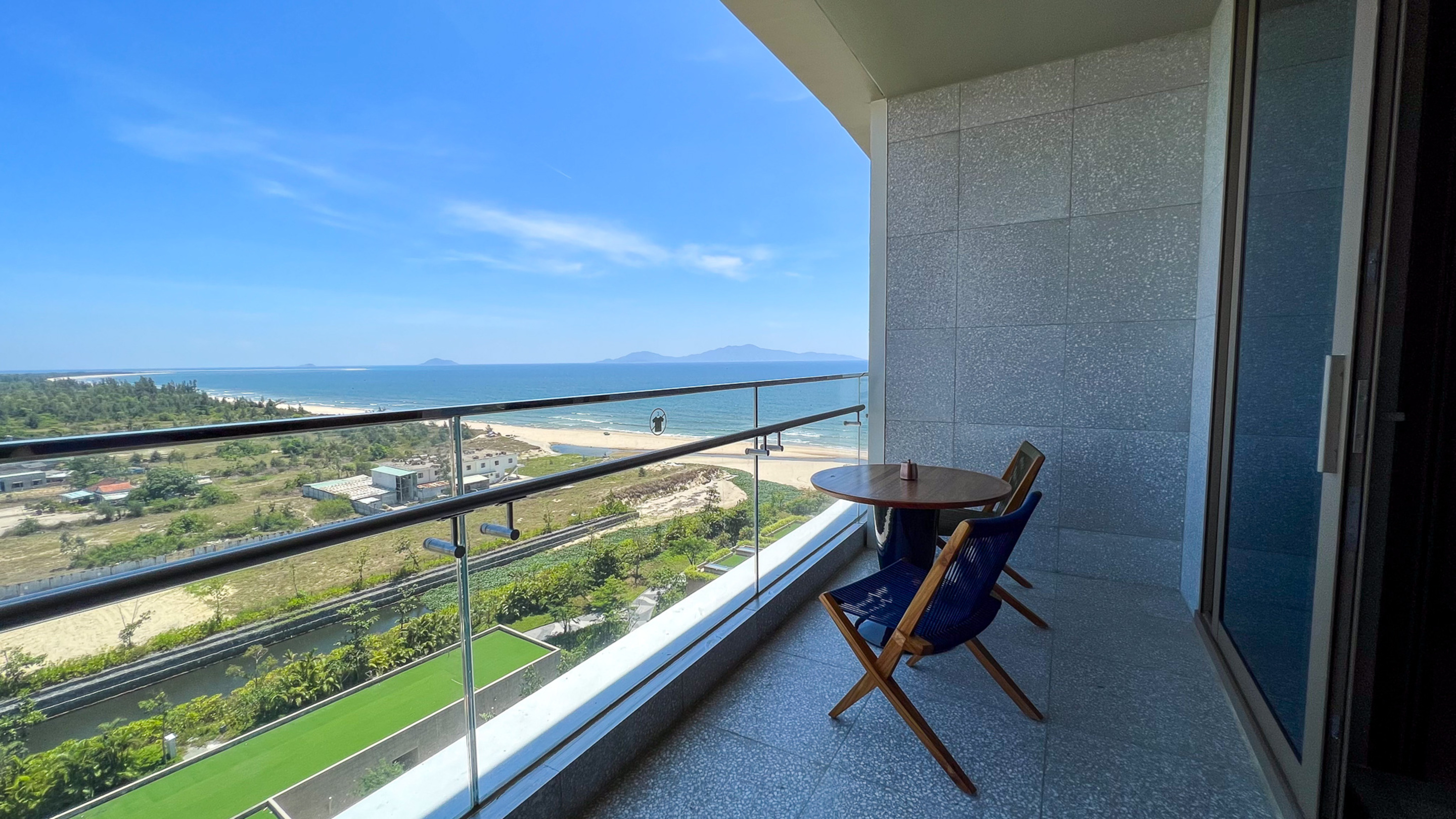 Twin Deluxe Ocean View