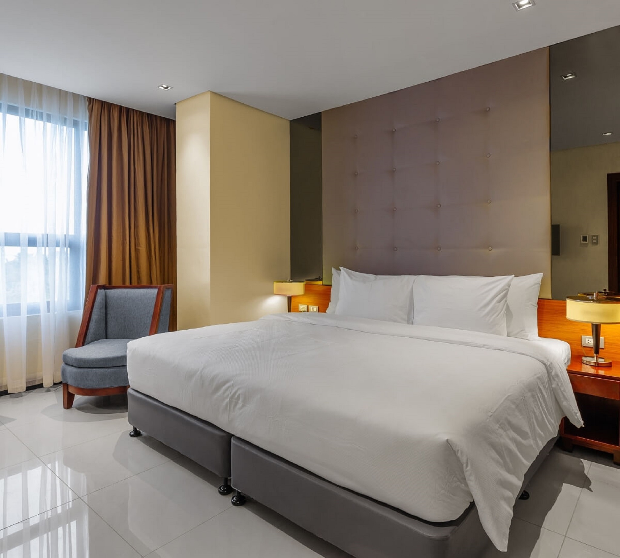 Suite King Bed One Bedroom 