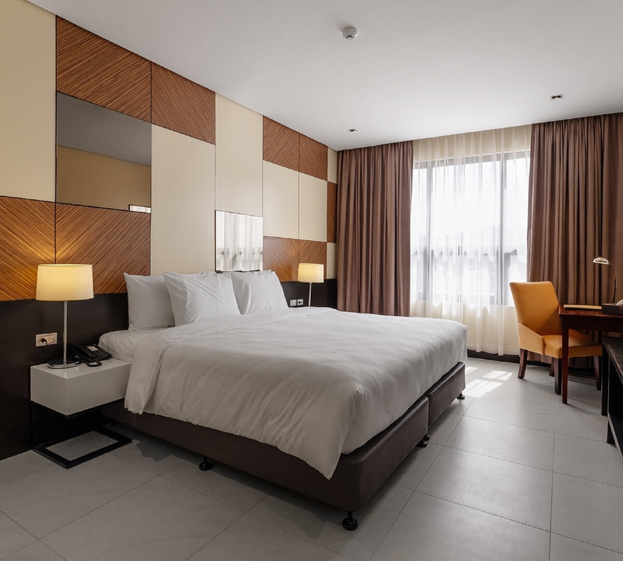 Double Deluxe King Bed