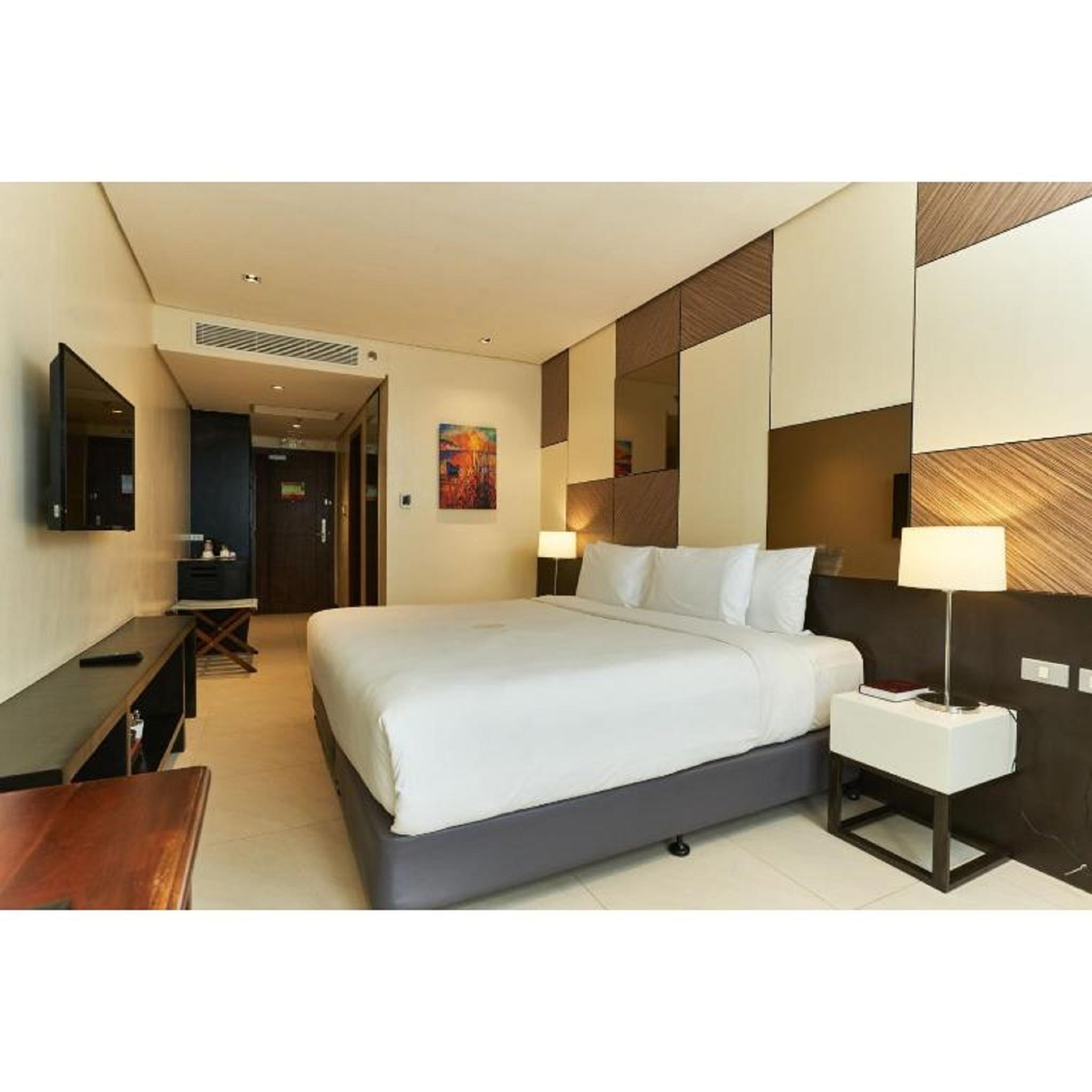 Double Deluxe King Bed