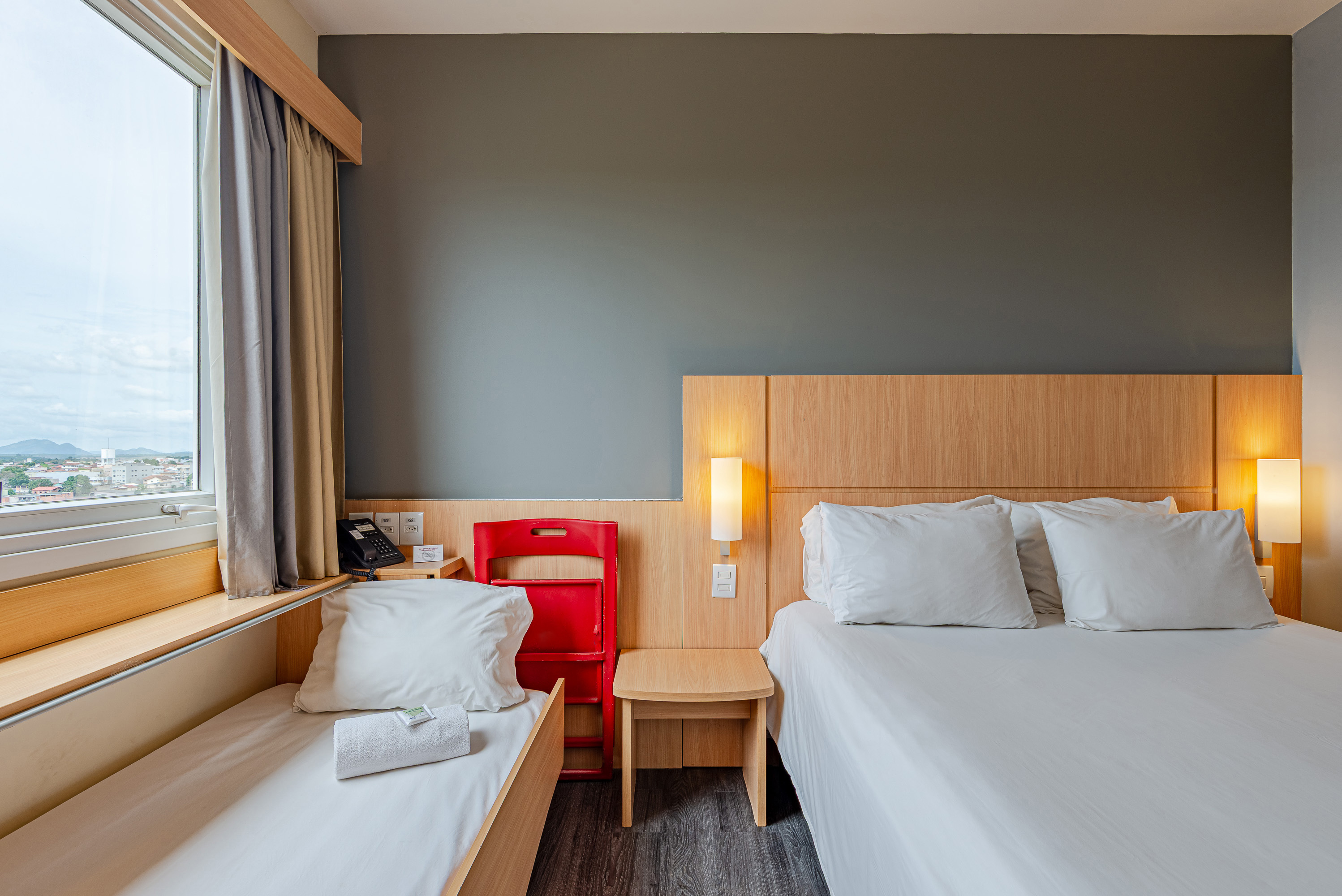 Double Queen Size Bed