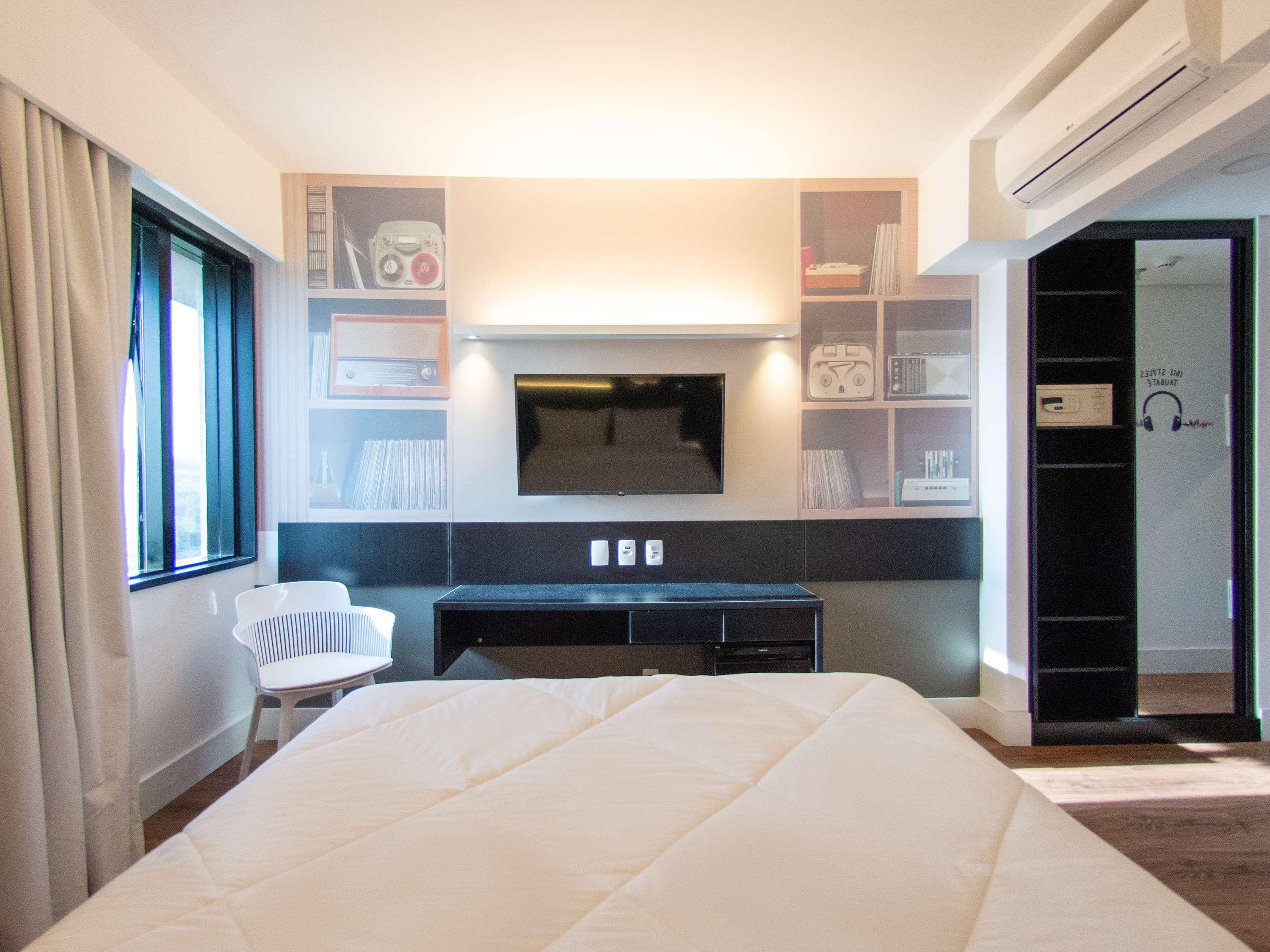 Apartment Superior Queen Bed