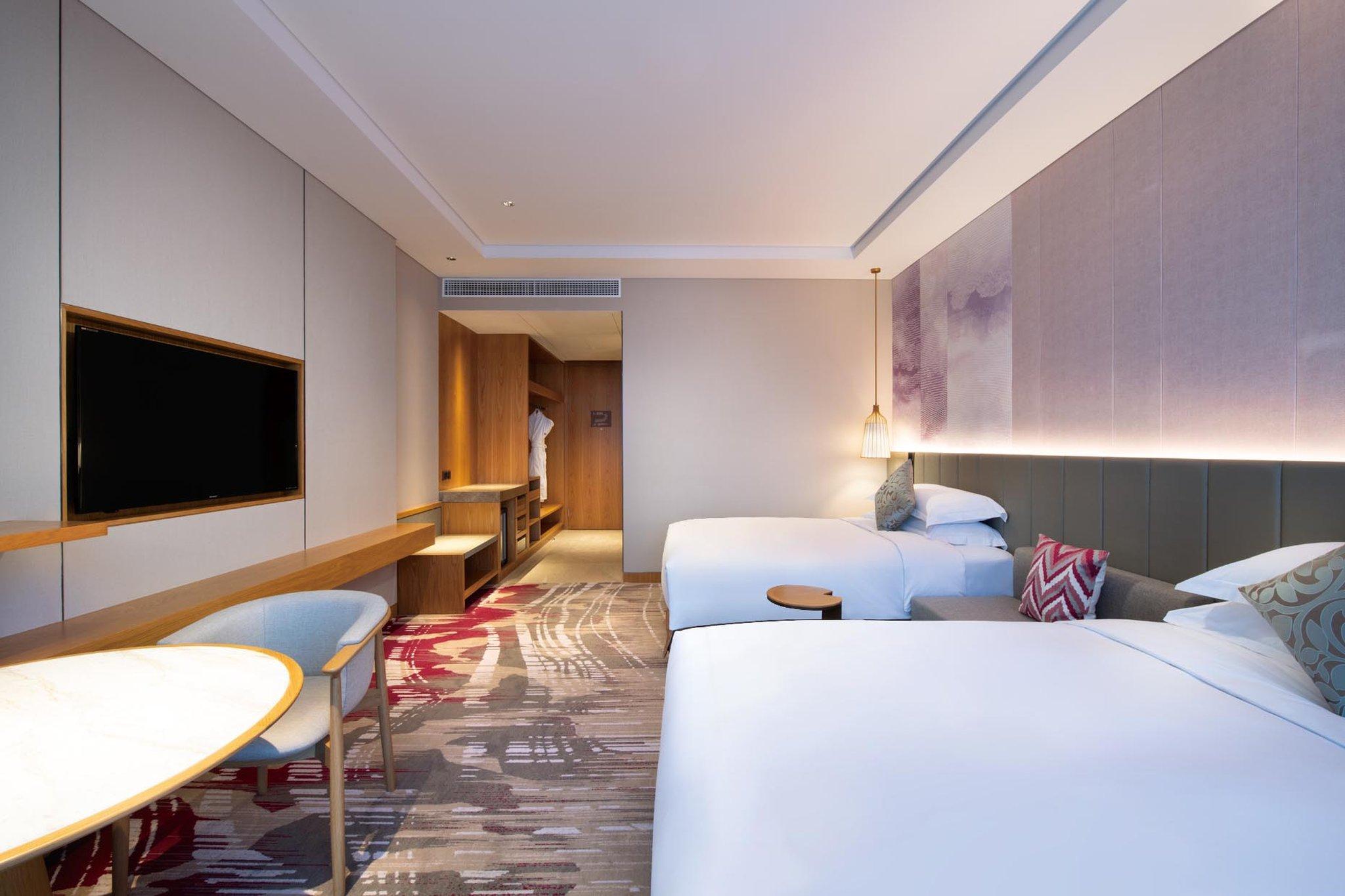 Double King Size Bed