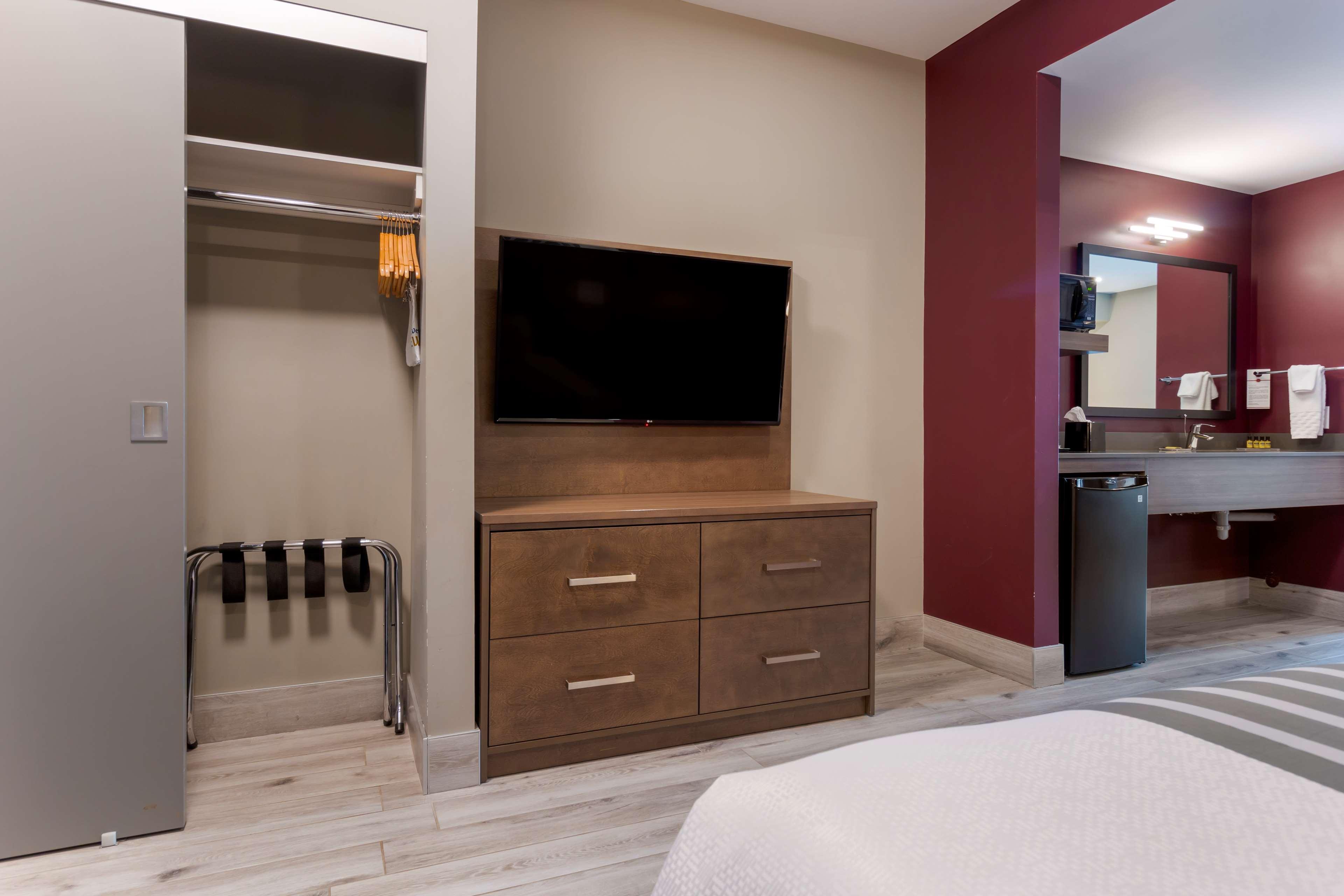 Room Two Queen Beds Non Smoking