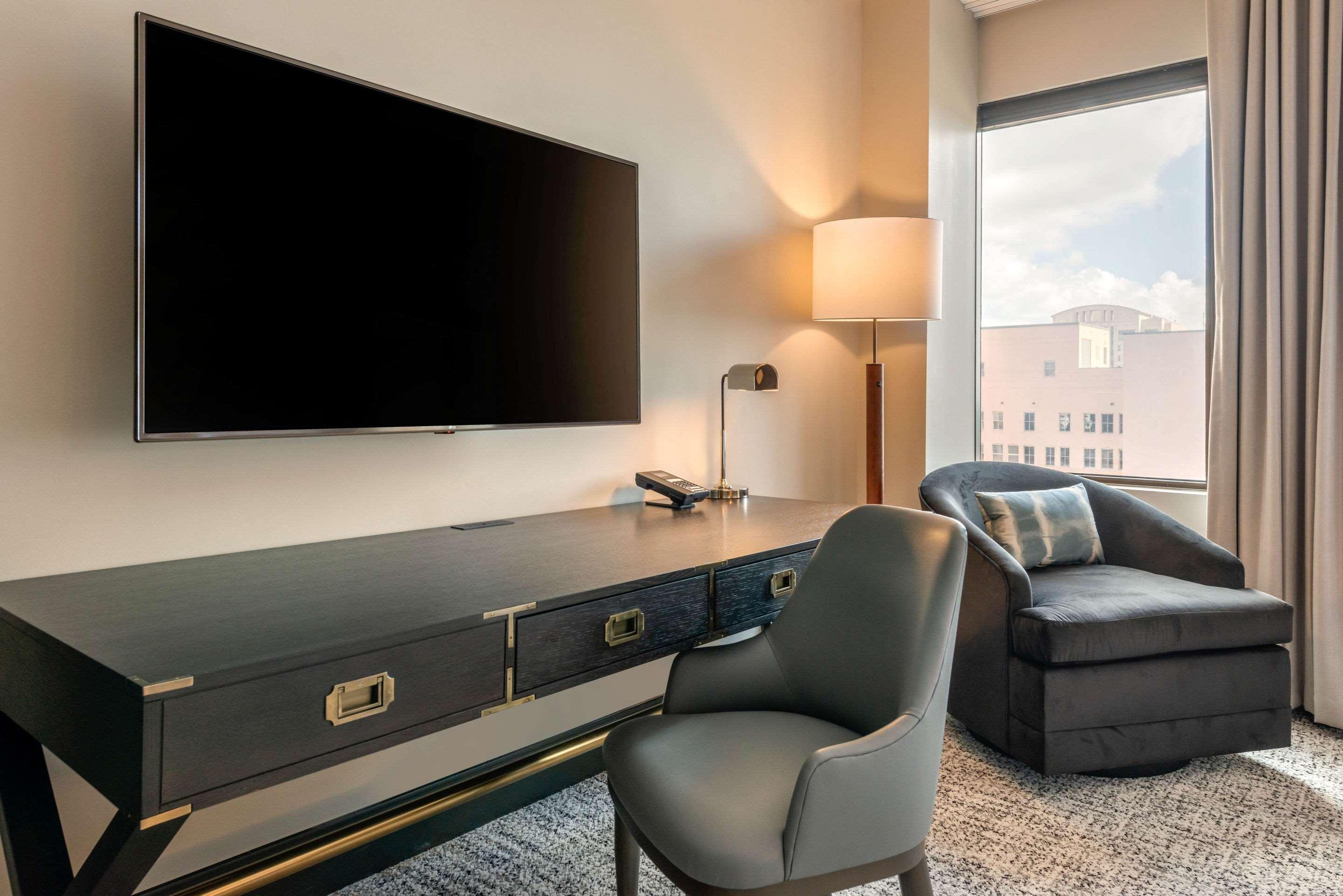 Double Two Queen Beds Non Smoking