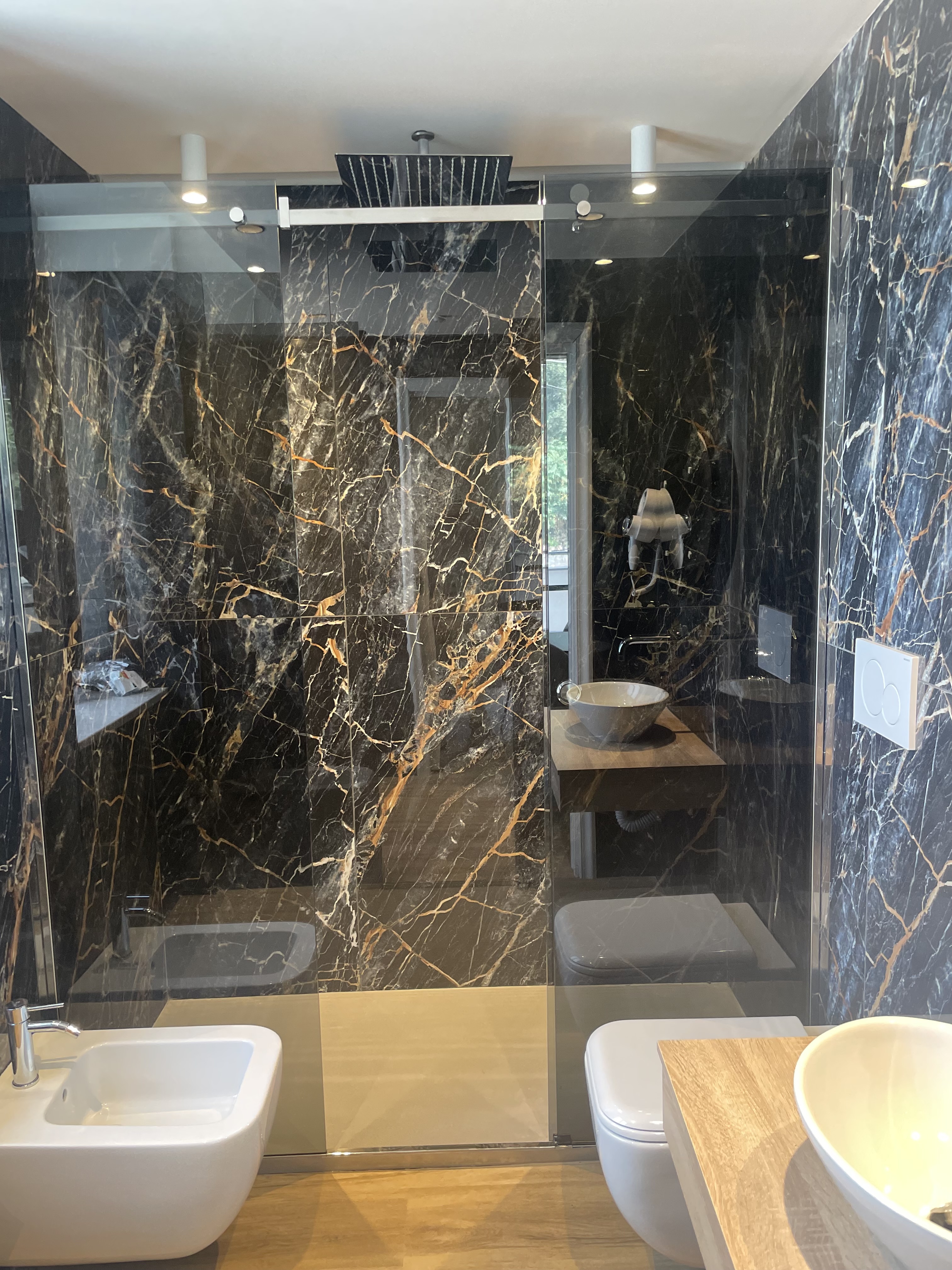 Double or Twin Deluxe One Bed