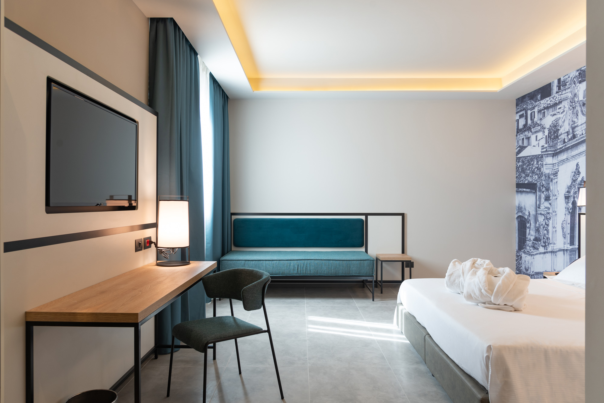 Double or Twin Deluxe