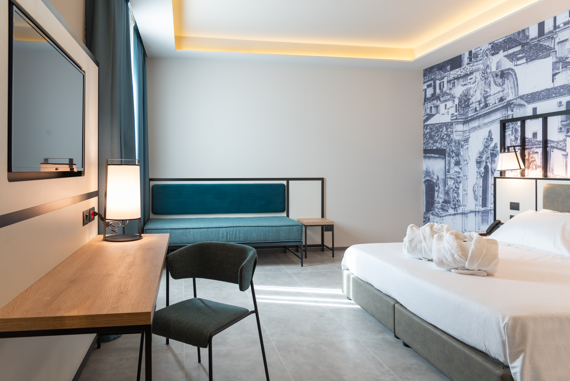 Double or Twin Deluxe