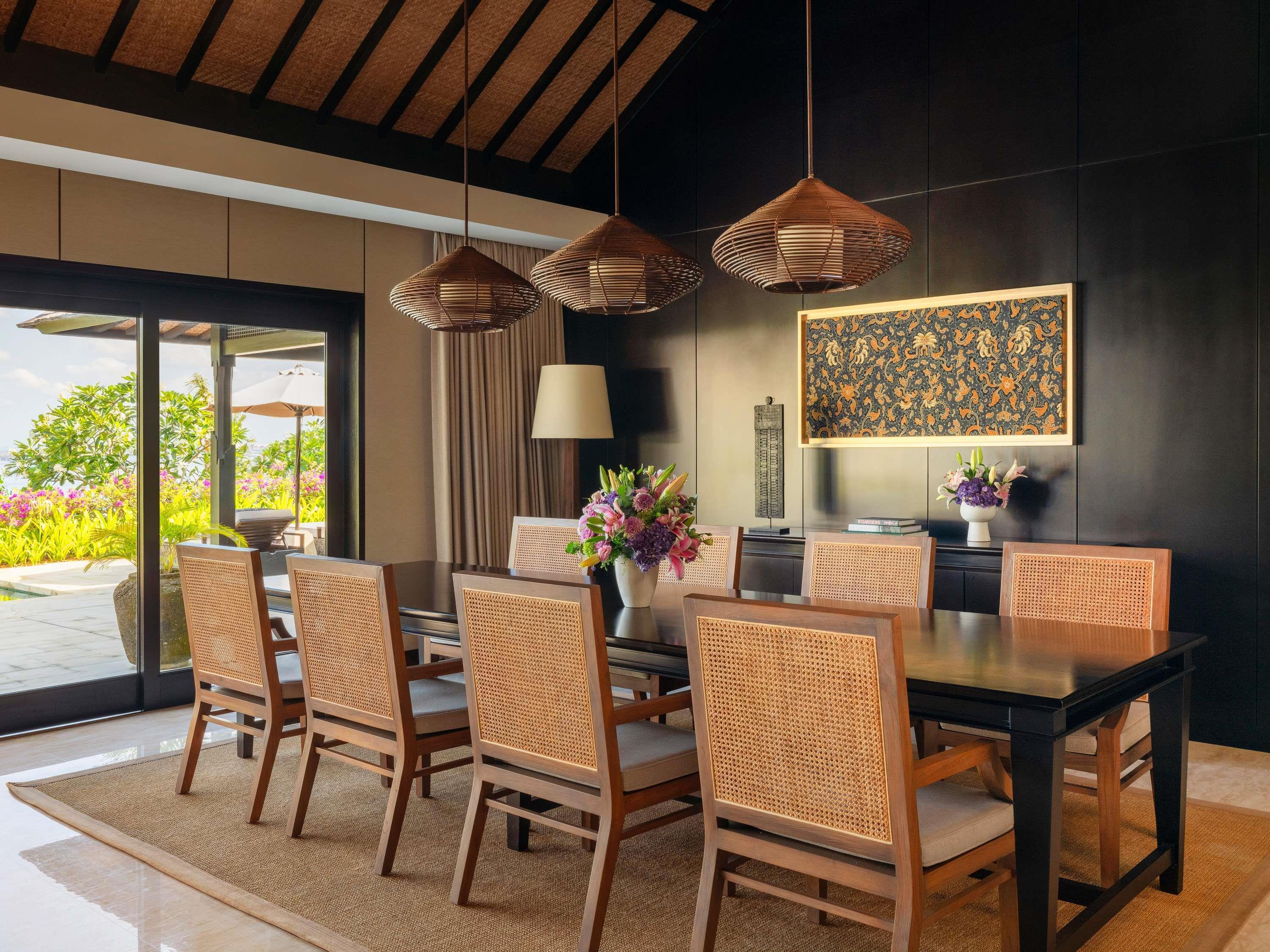 Villa Four Bedrooms with Views