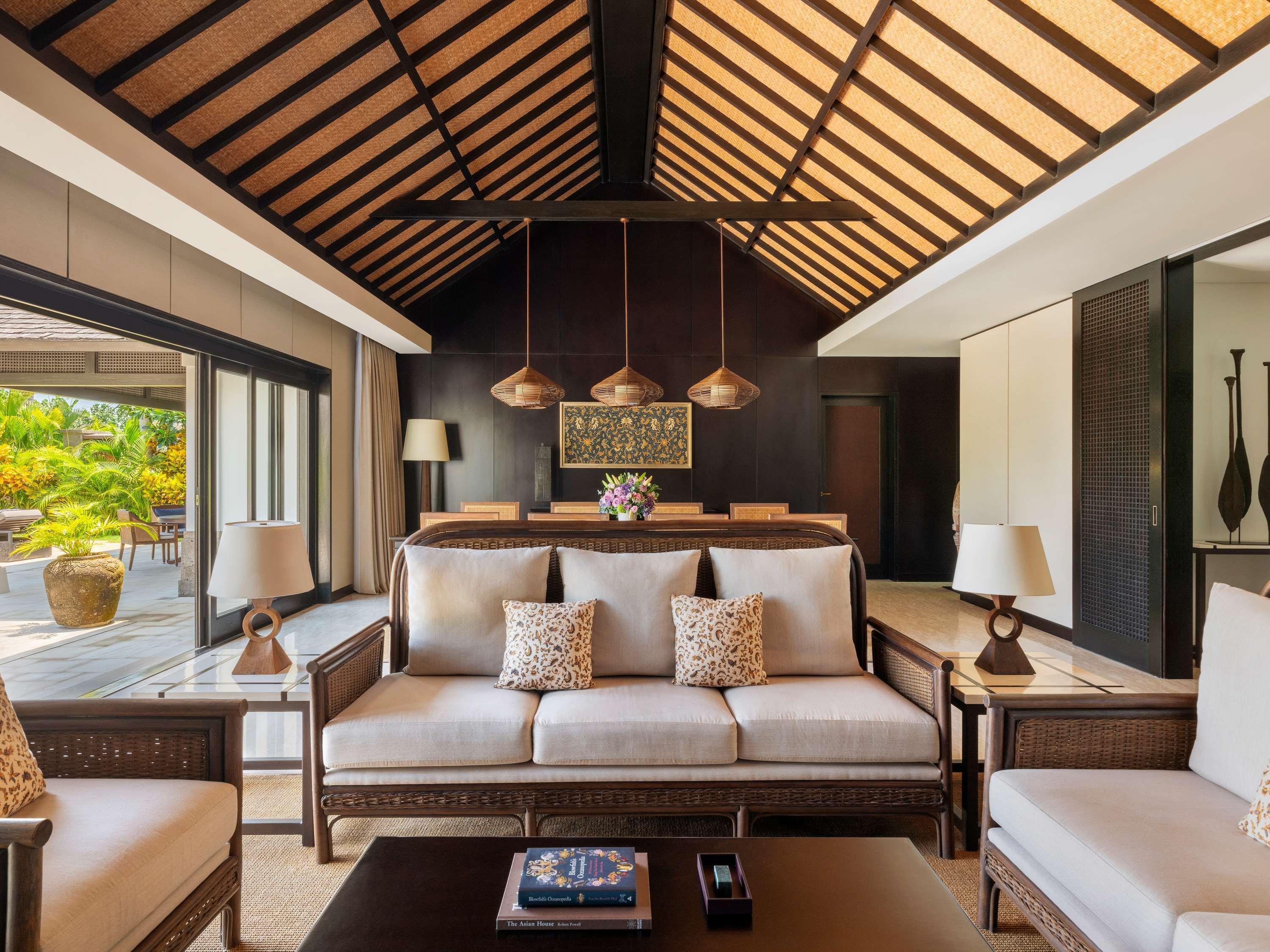 Villa Four Bedrooms with Views