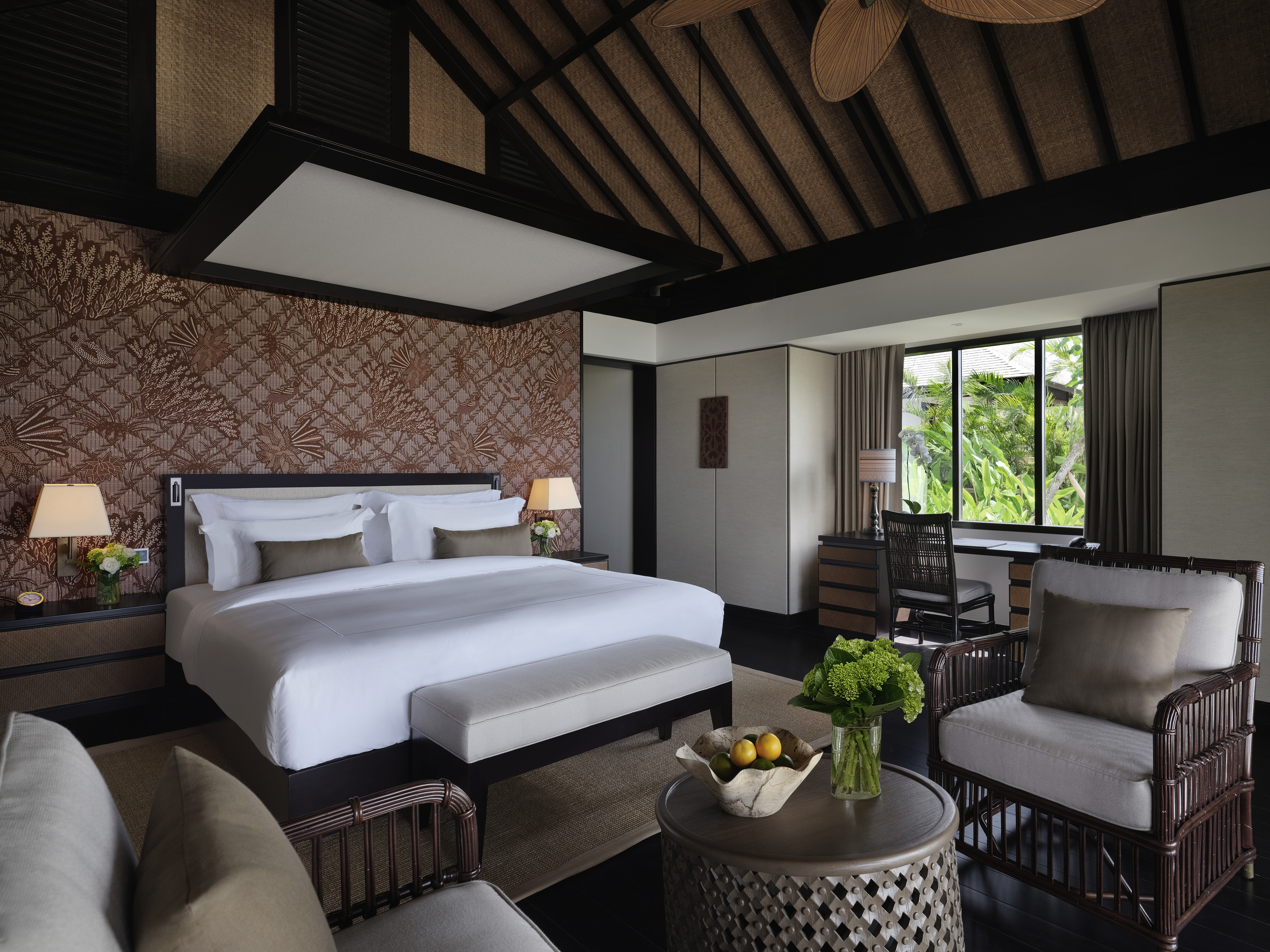 Villa Four Bedrooms with Views