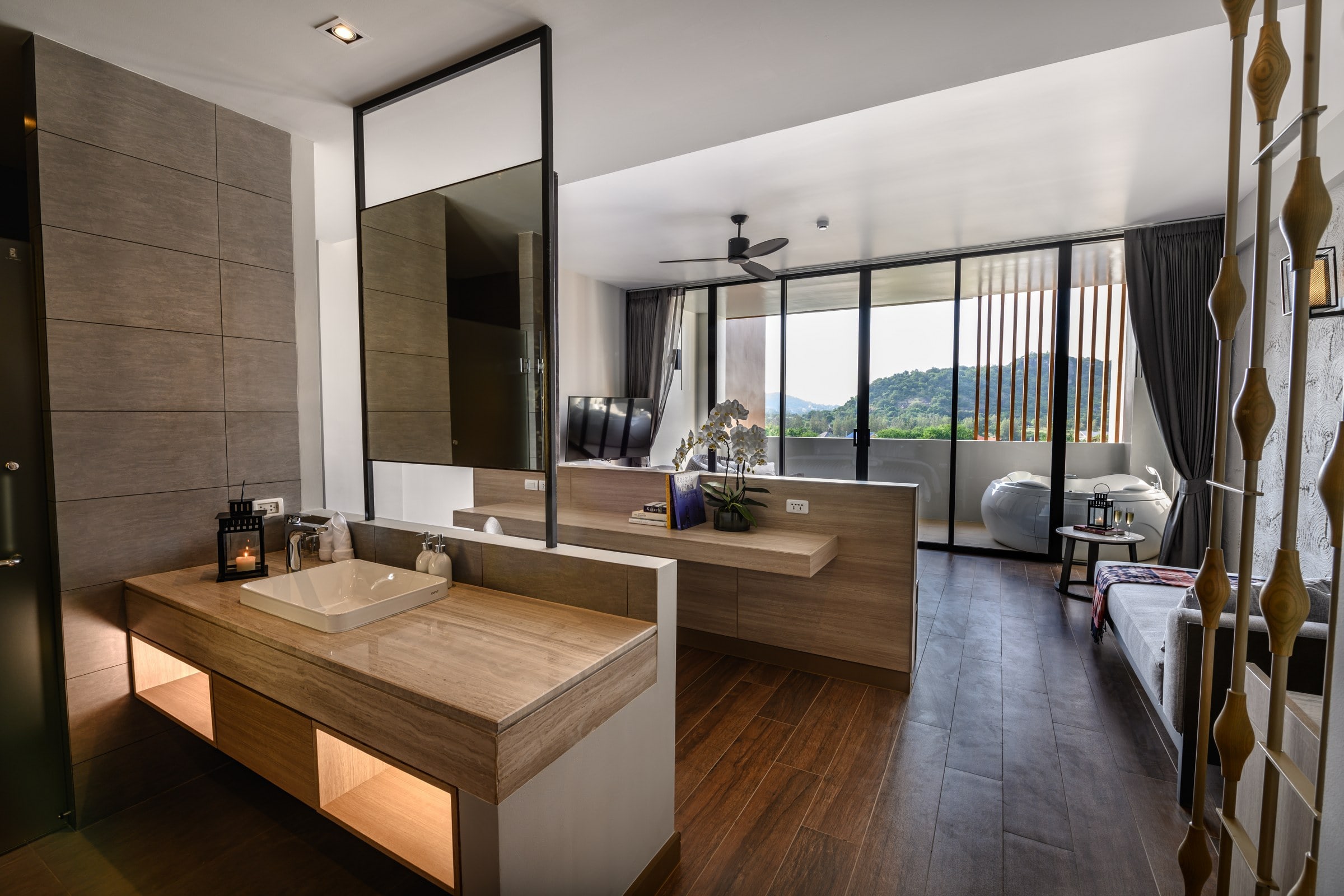 Suite with Jacuzzi