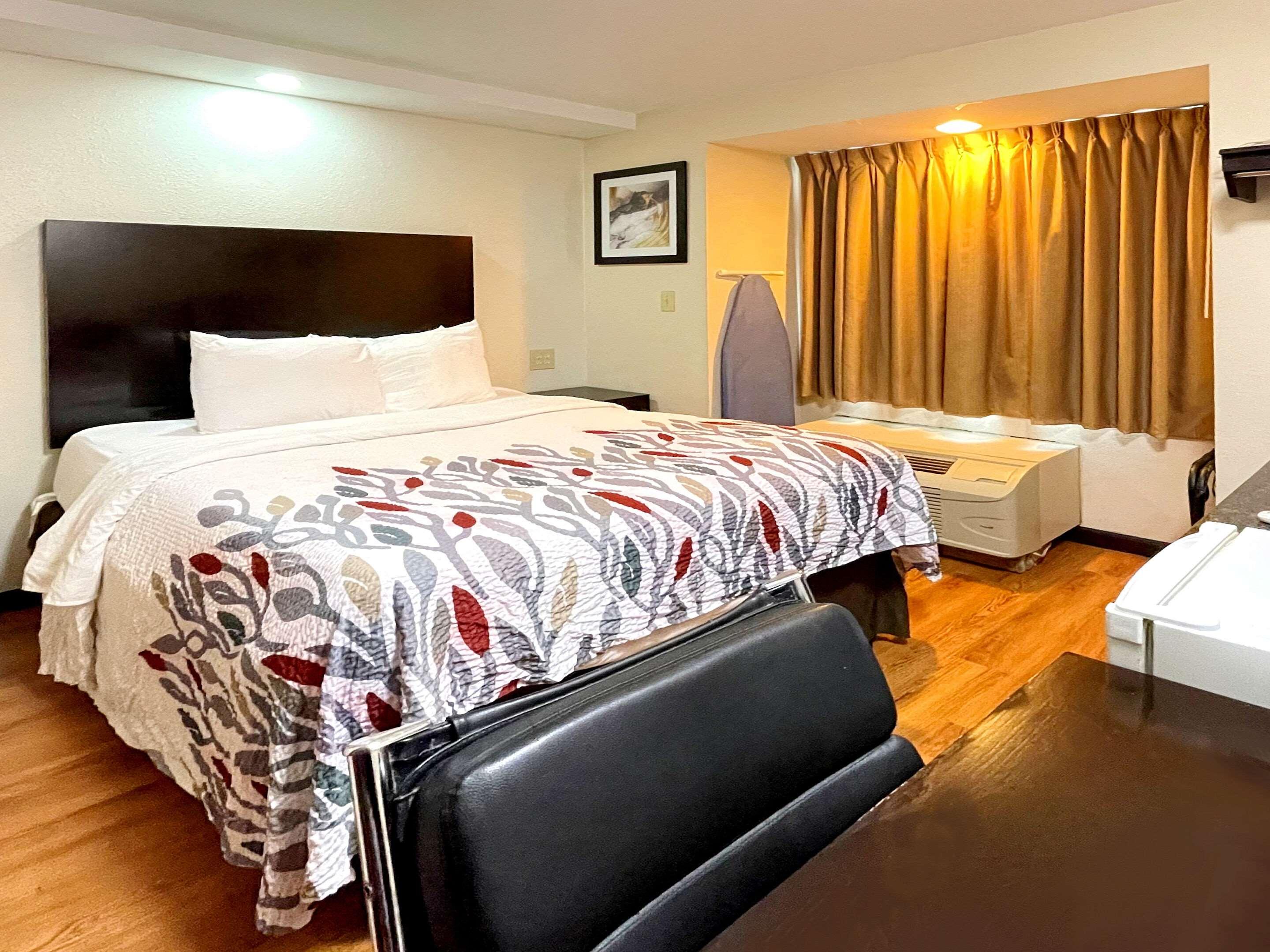 Double Accessible King Size Bed