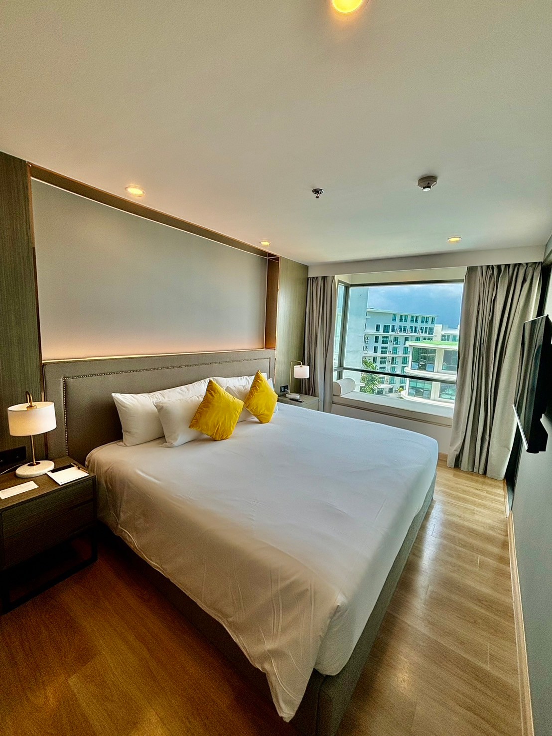 Suite Two Bedrooms