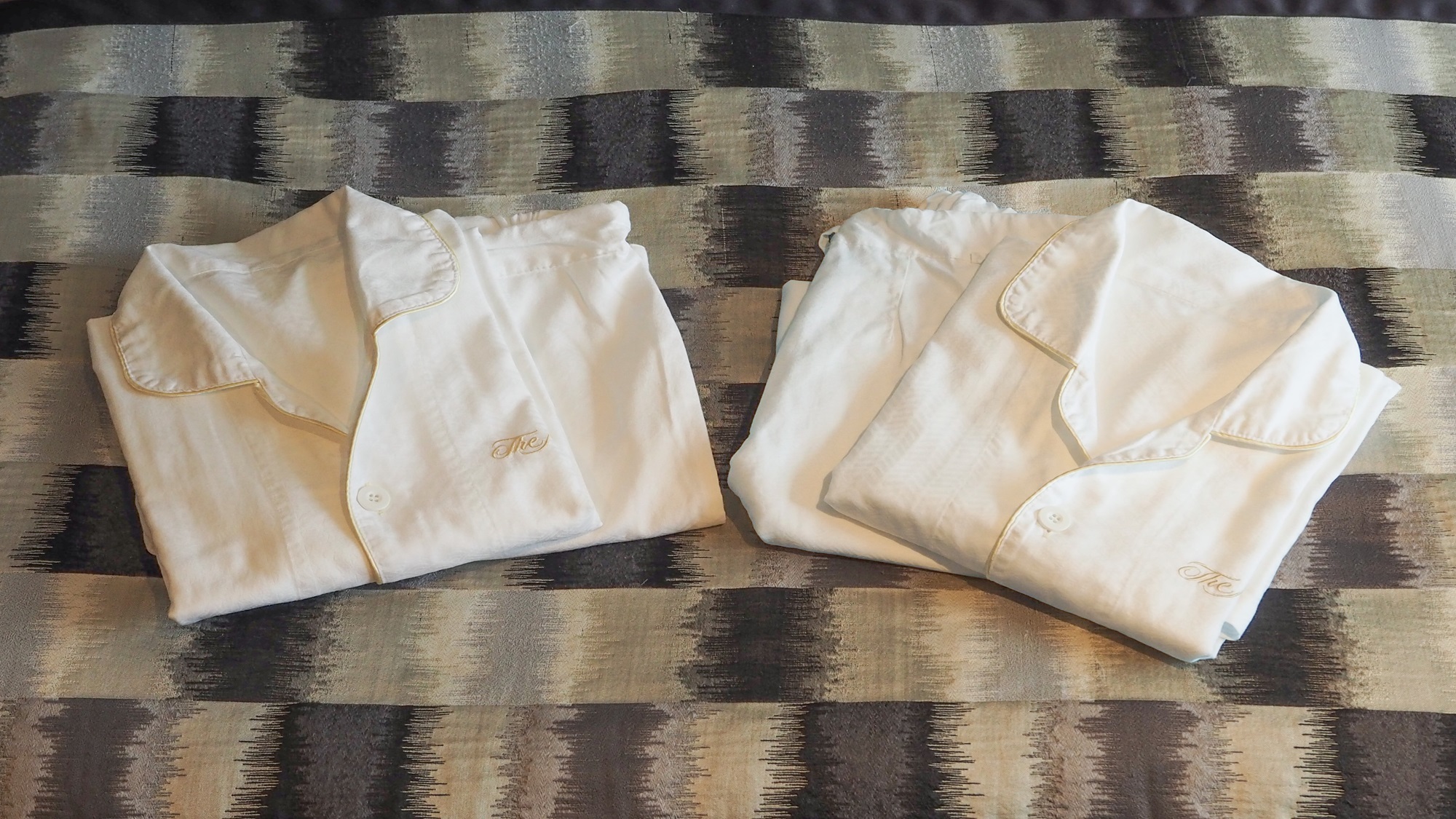 Twin Deluxe
