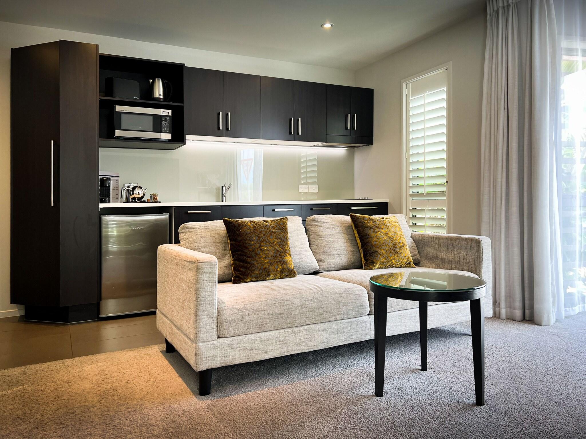 Apartment King Size Bed