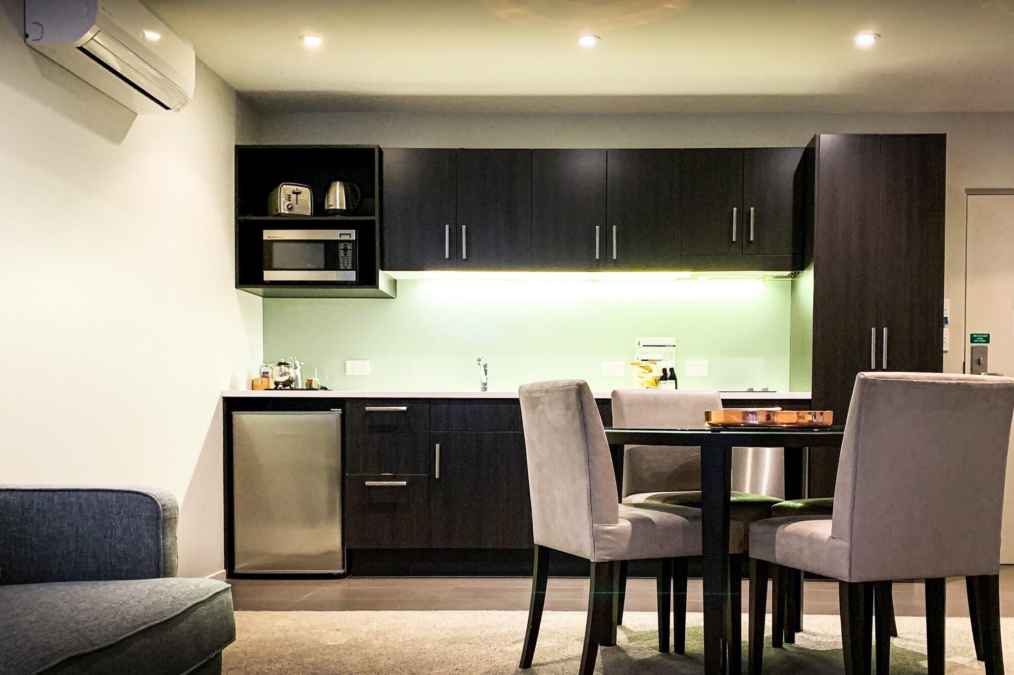 Apartment King Bed One Bedroom 