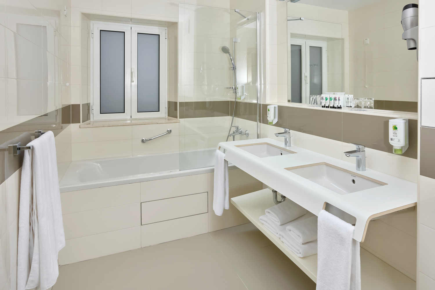 Apartment Capacity 6