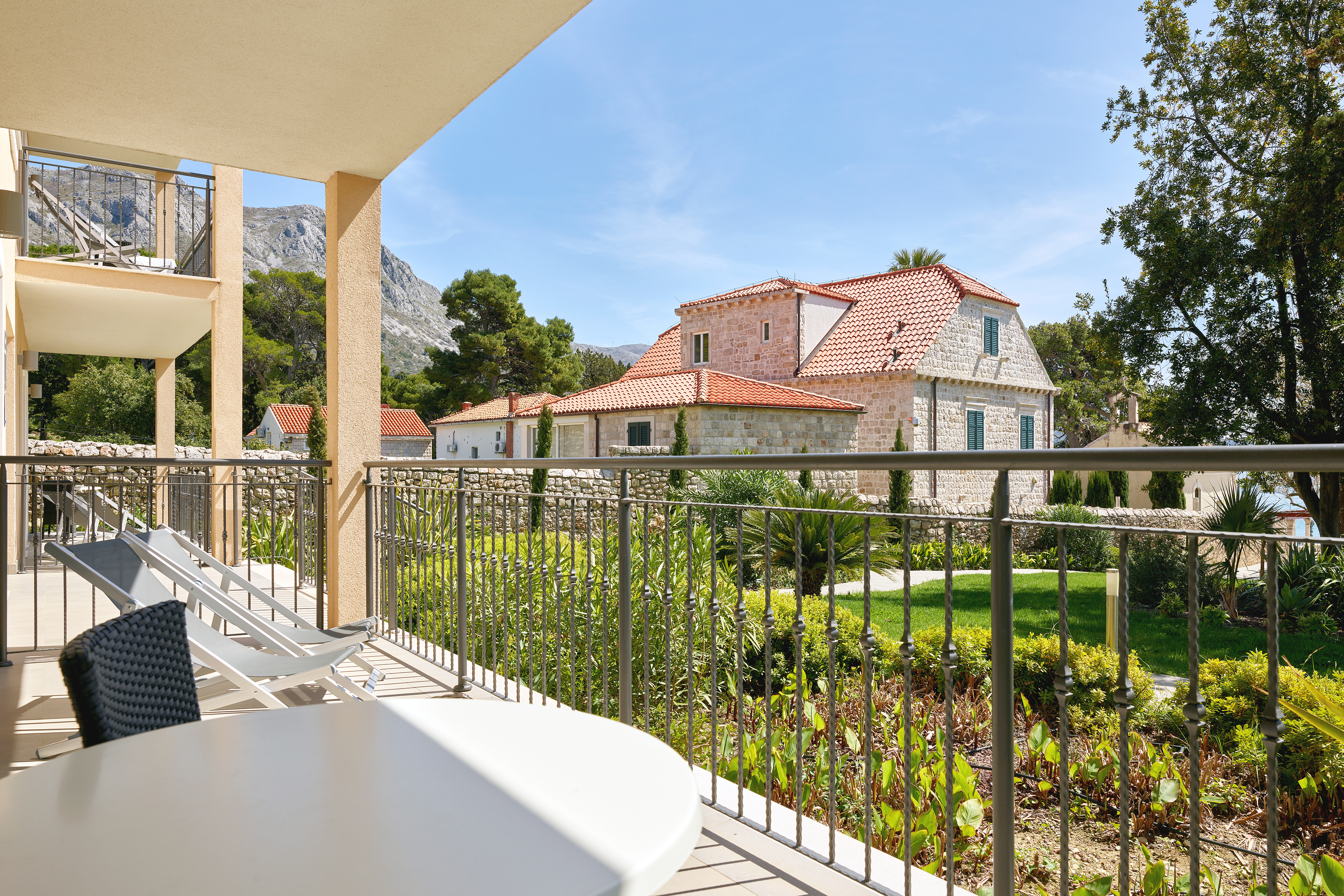 Apartment Capacity 6