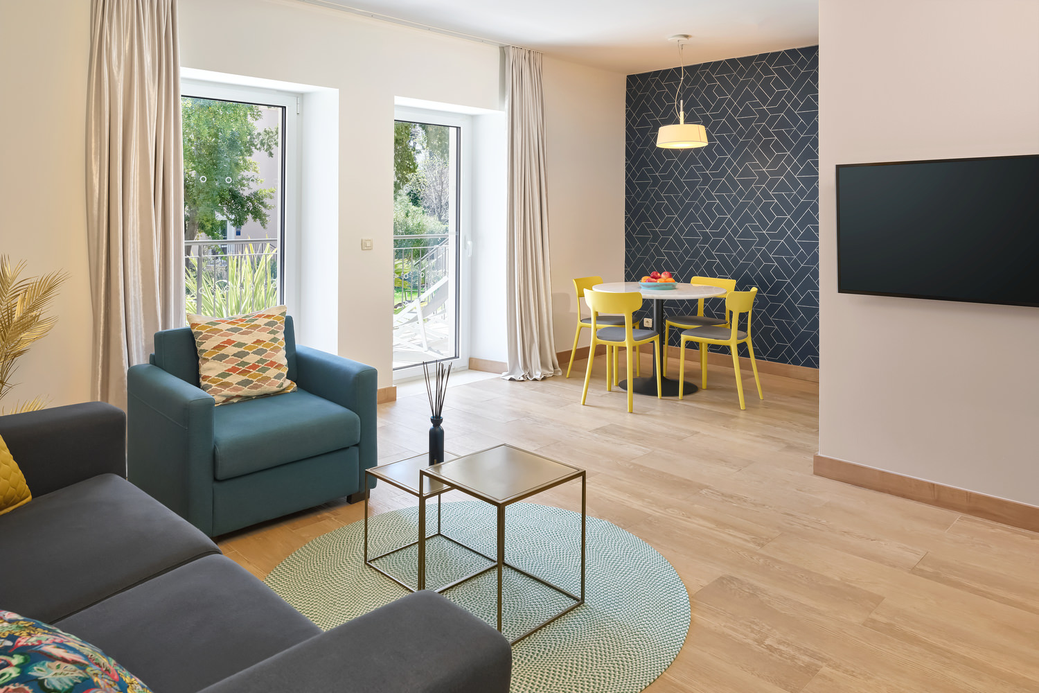 Apartment Capacity 4