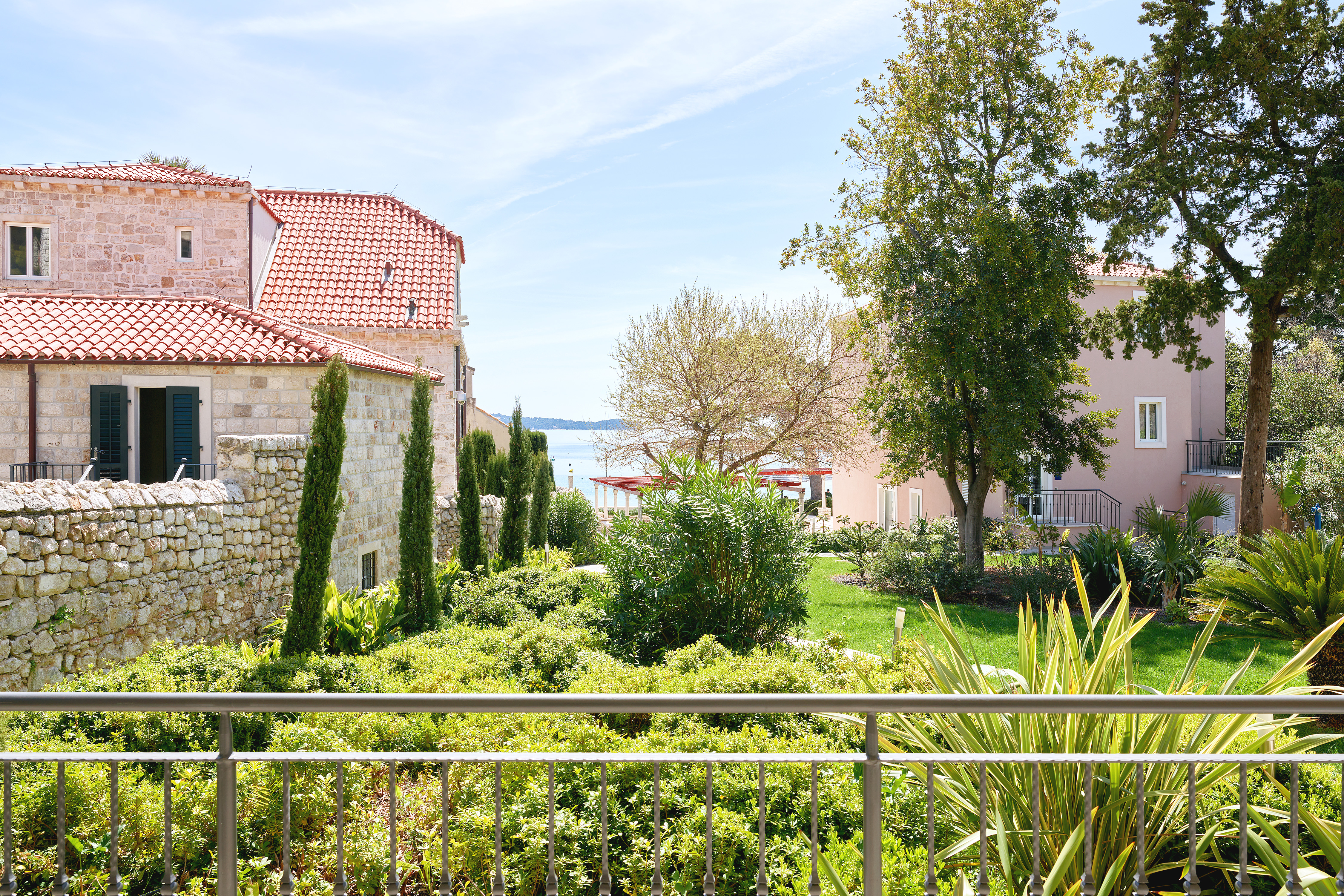 Apartment Capacity 4