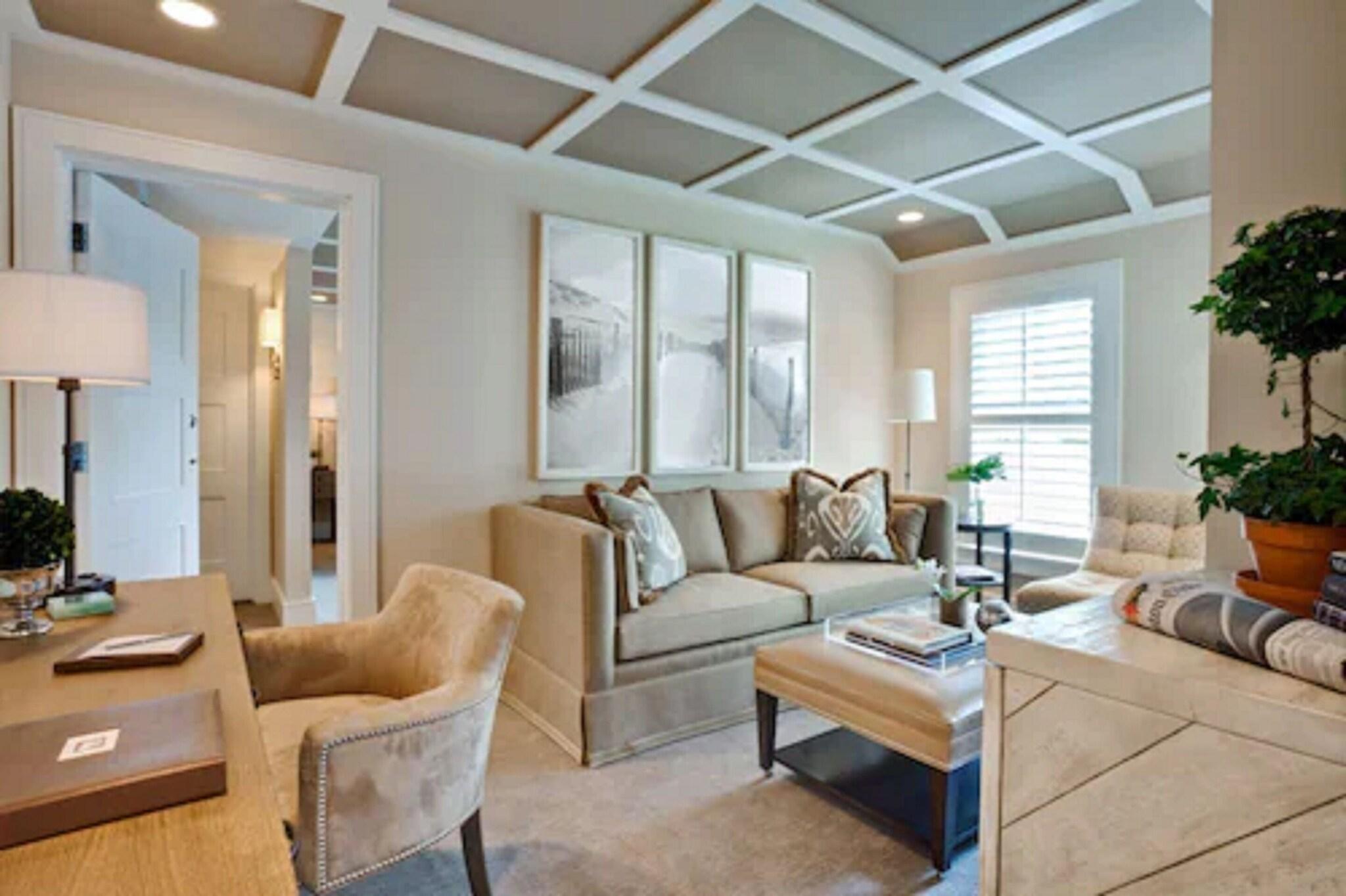 Suite Accessible King Size Bed