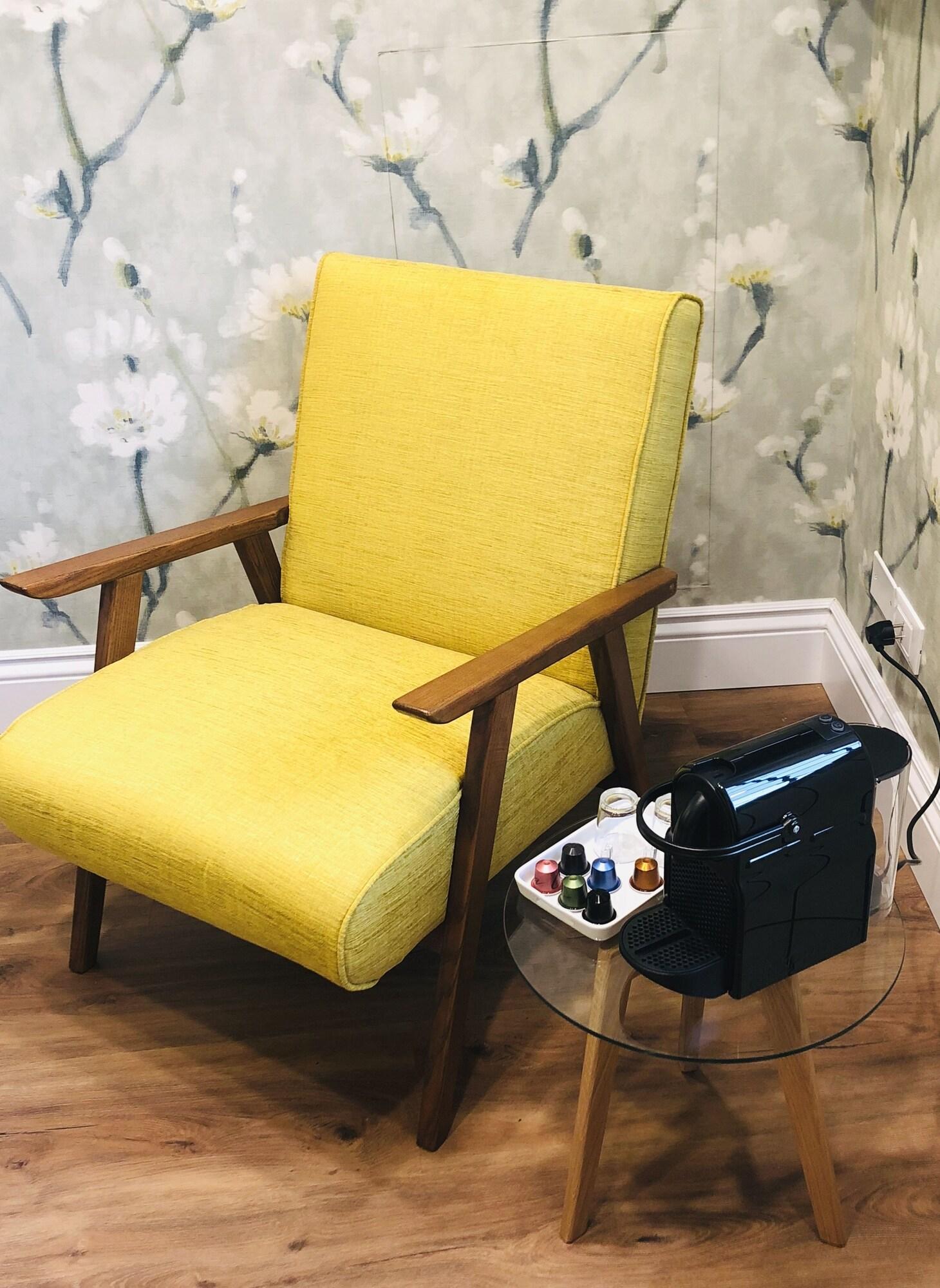 Junior Suite Queen Size Bed