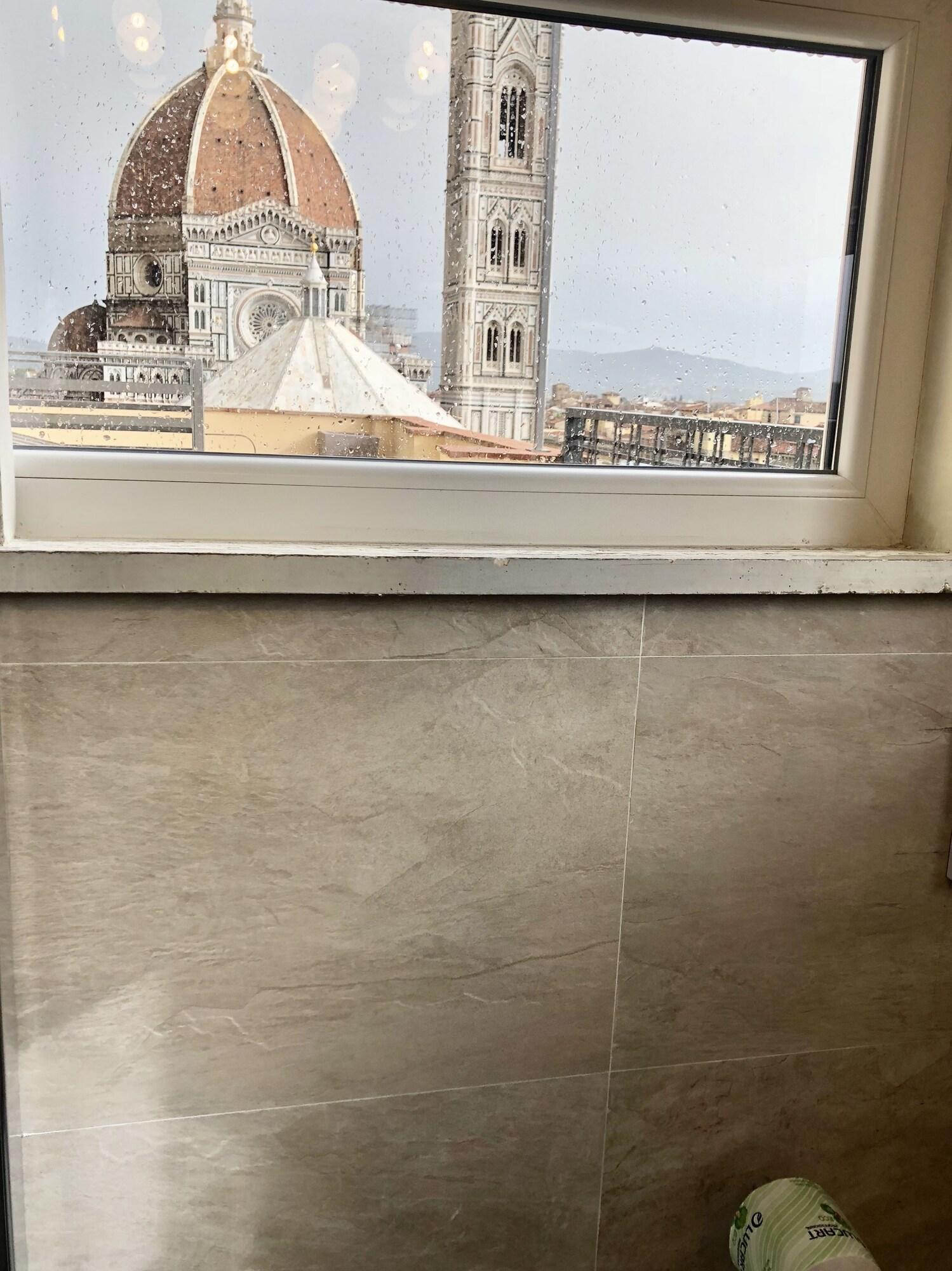 Junior Suite Queen Size Bed