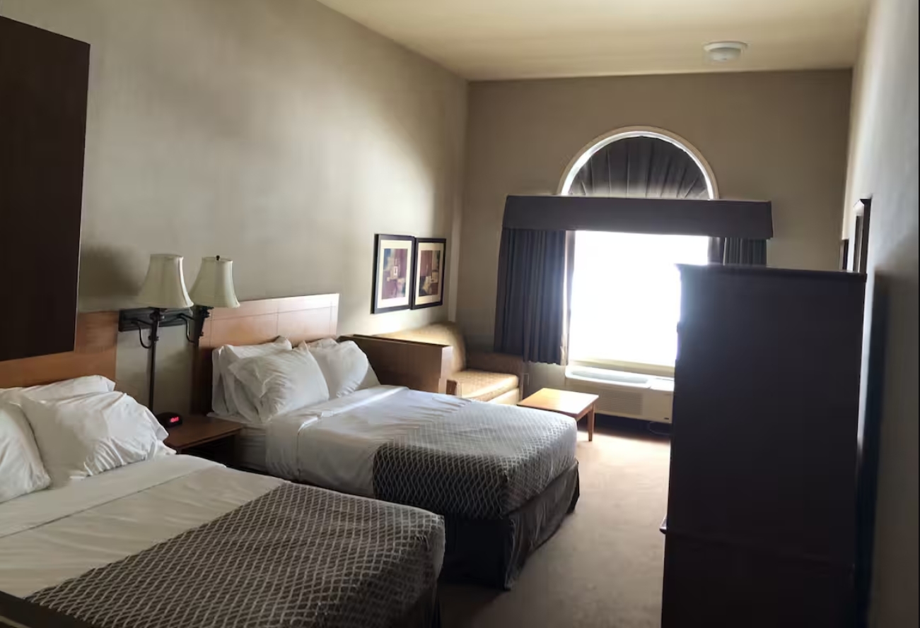 Room Deluxe Two Queen Beds