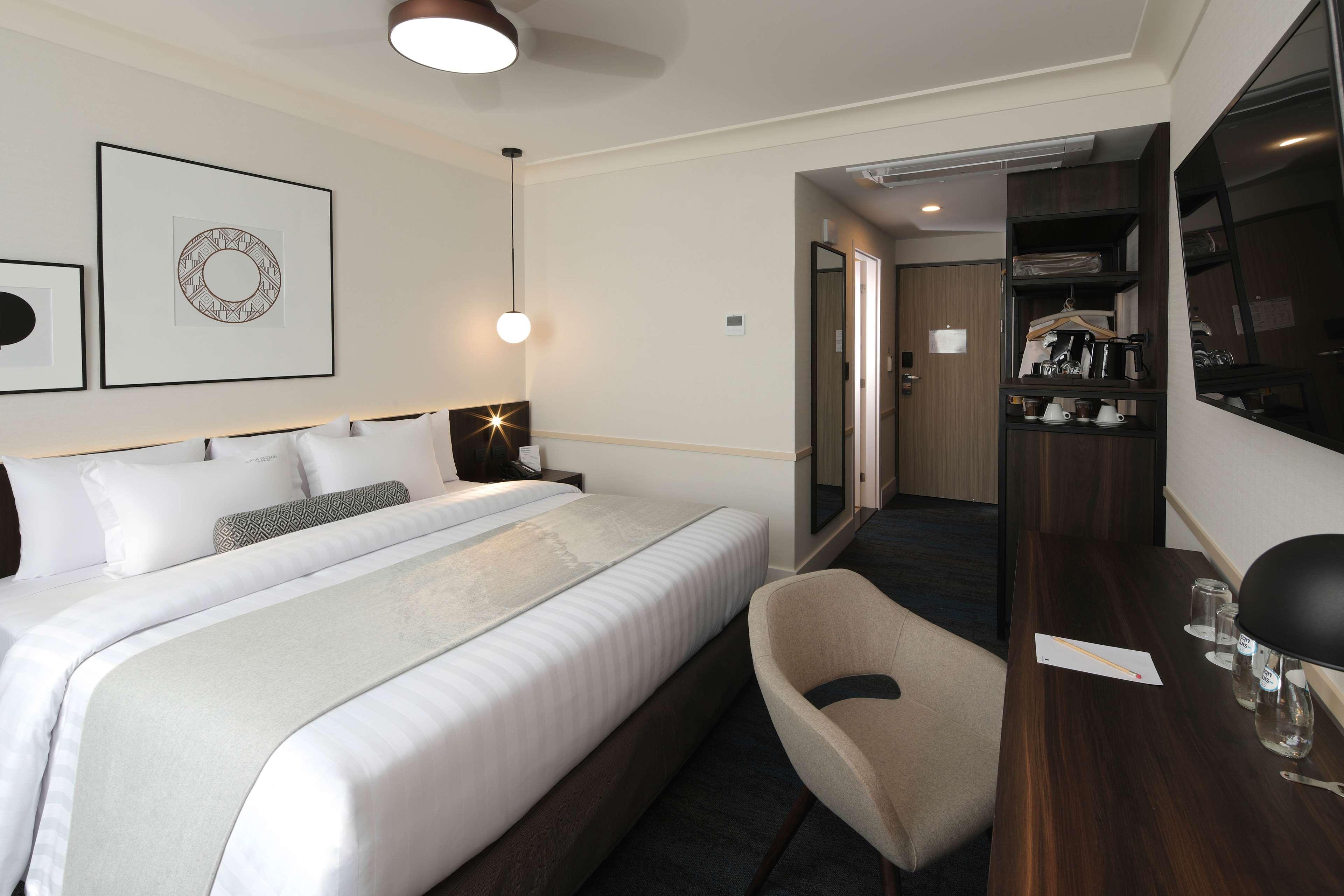 Double Deluxe King Bed