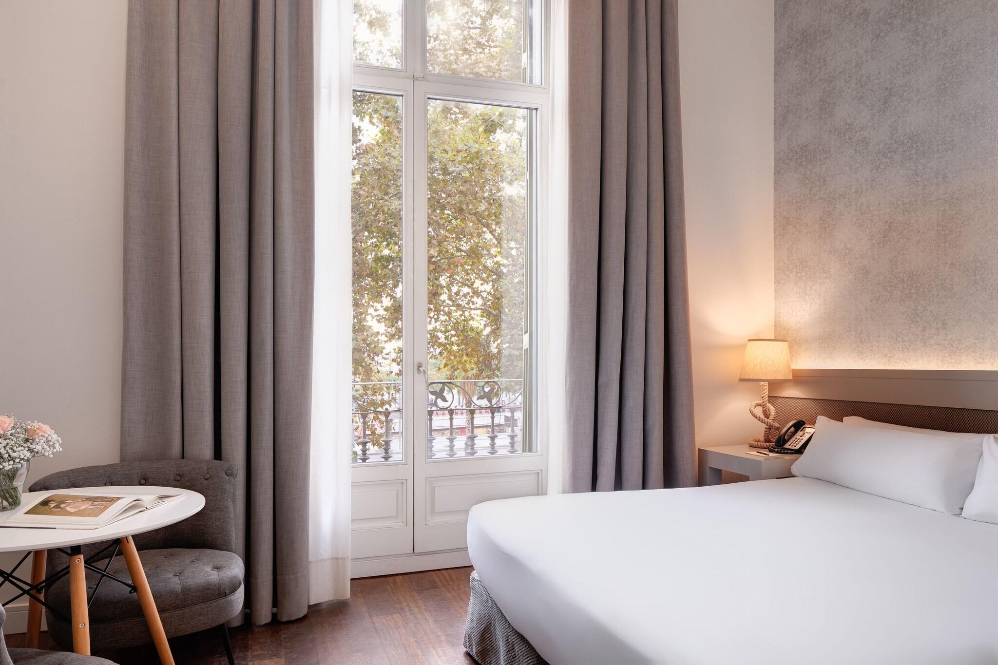 Double or Twin Standard