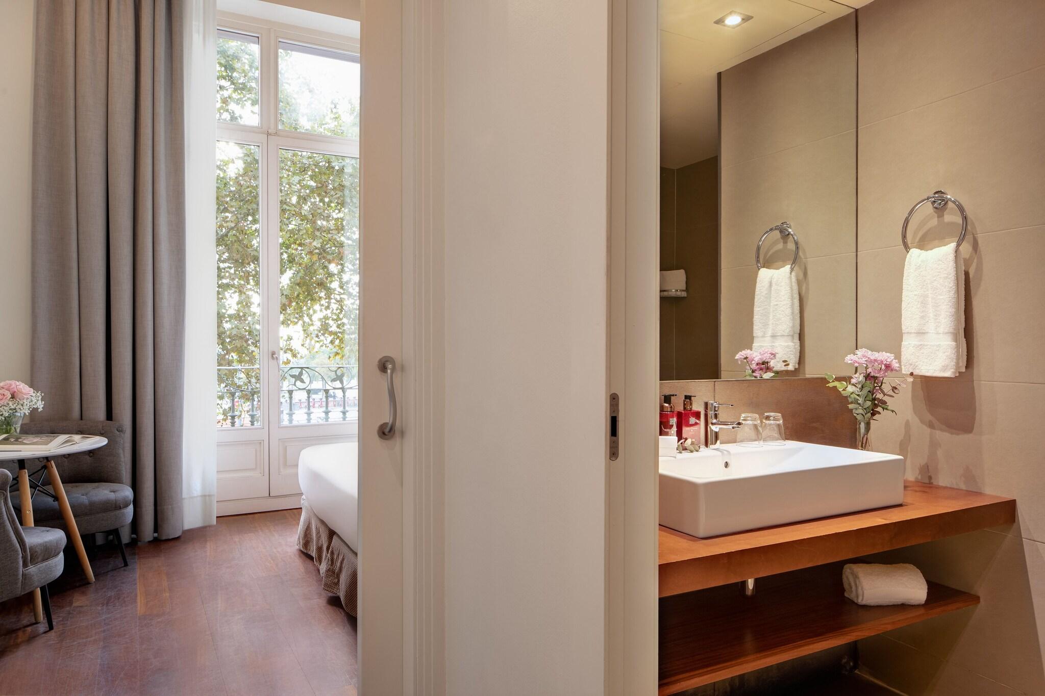 Double or Twin Standard