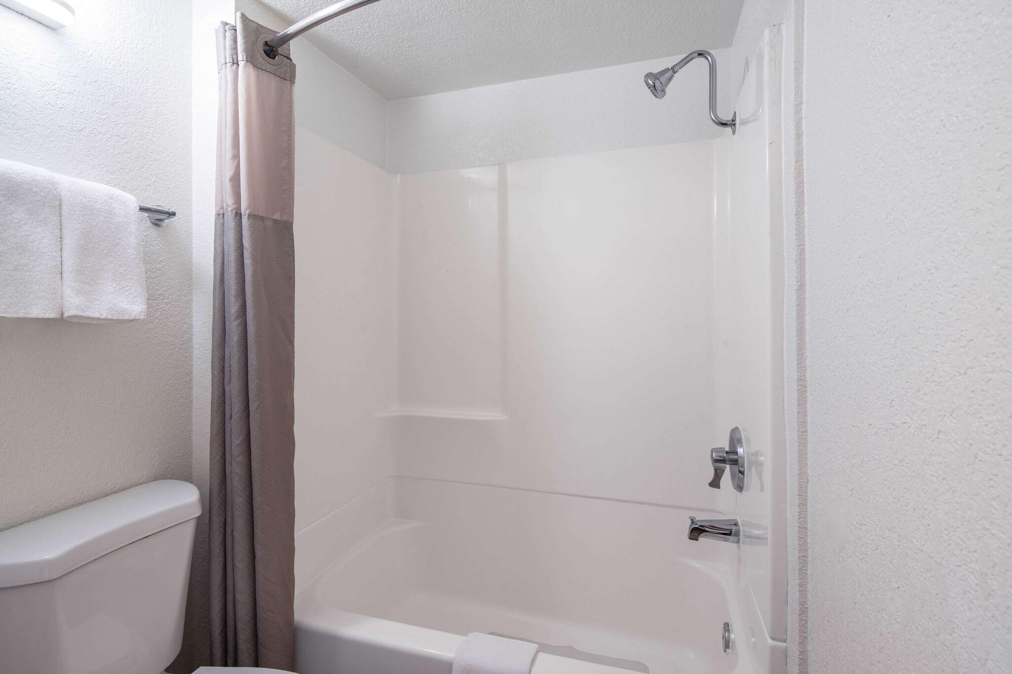 Double Two Queen Beds Non Smoking